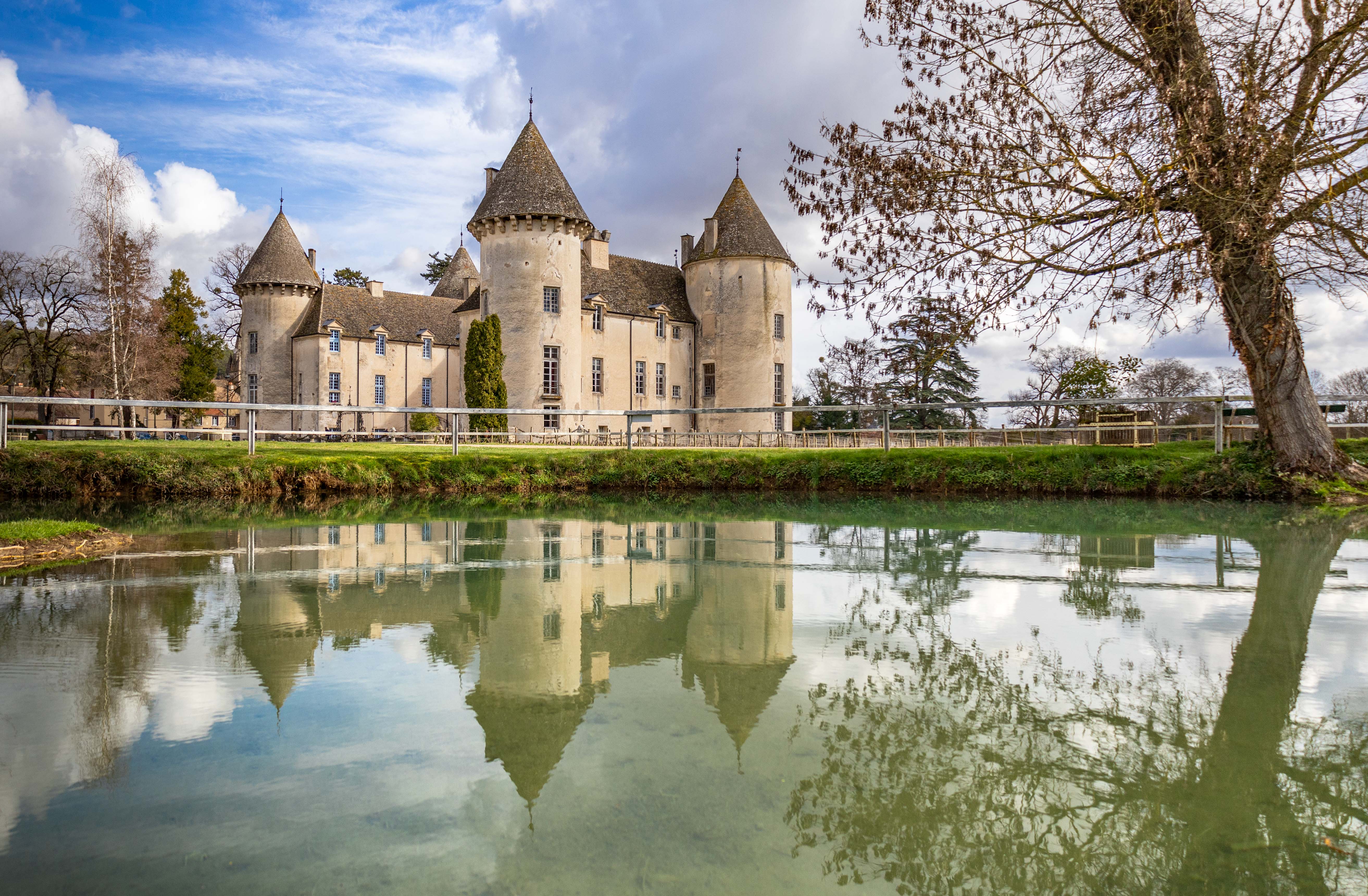 Château De Savigny Lès Beaune