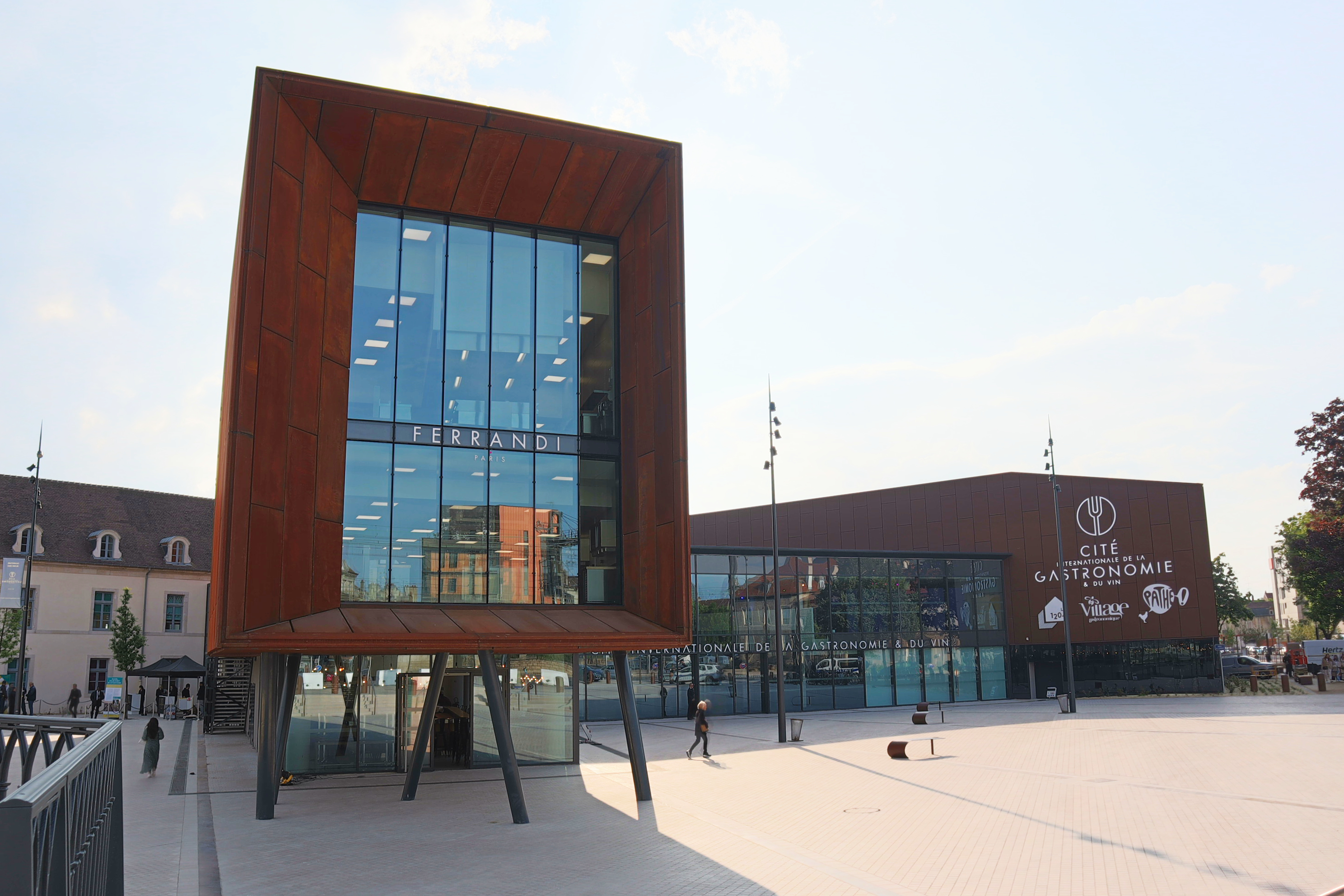 Cité Internationale de la Gastronomie et du Vin