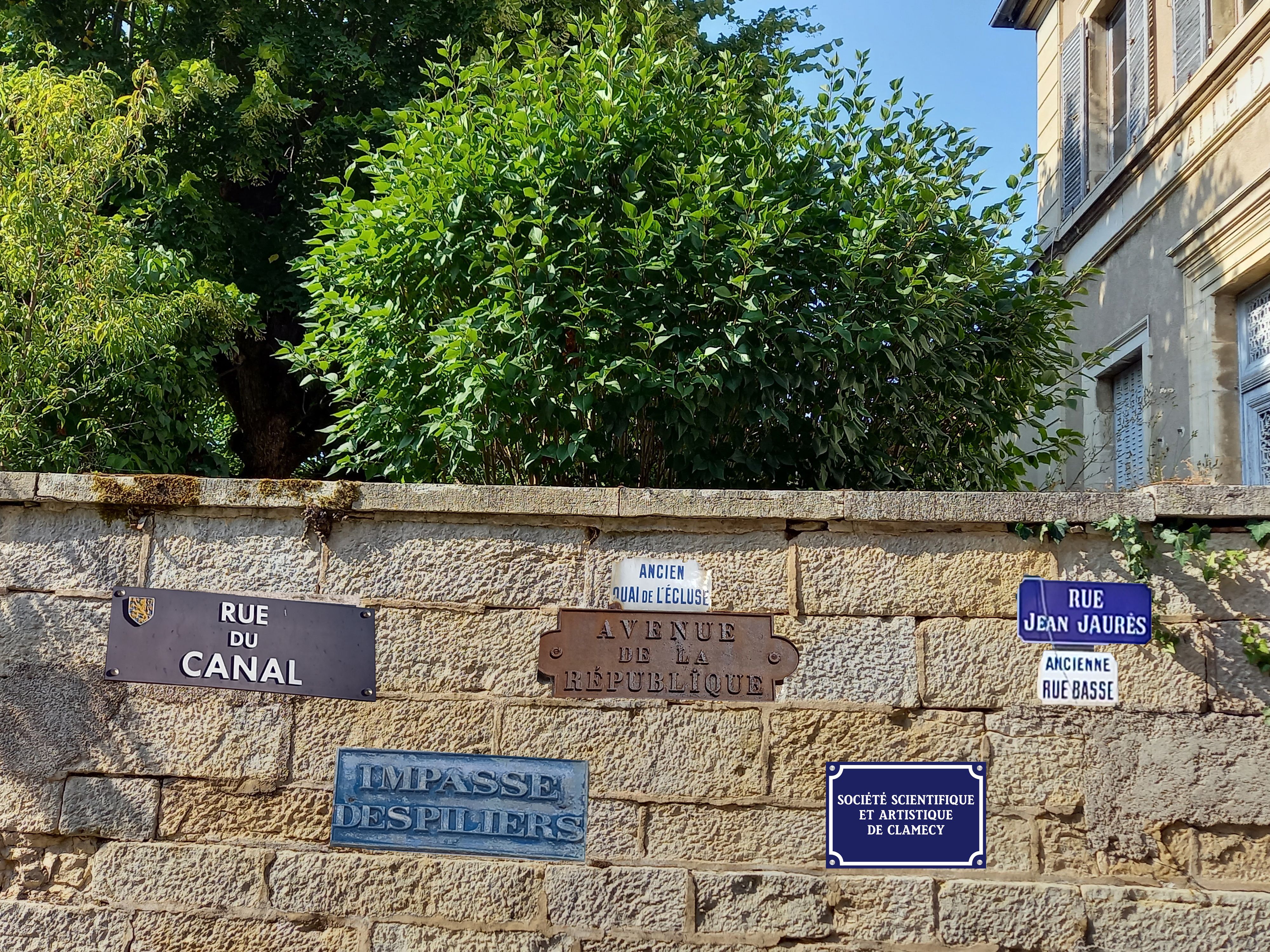 CLAMECY AU FIL DE SES RUES