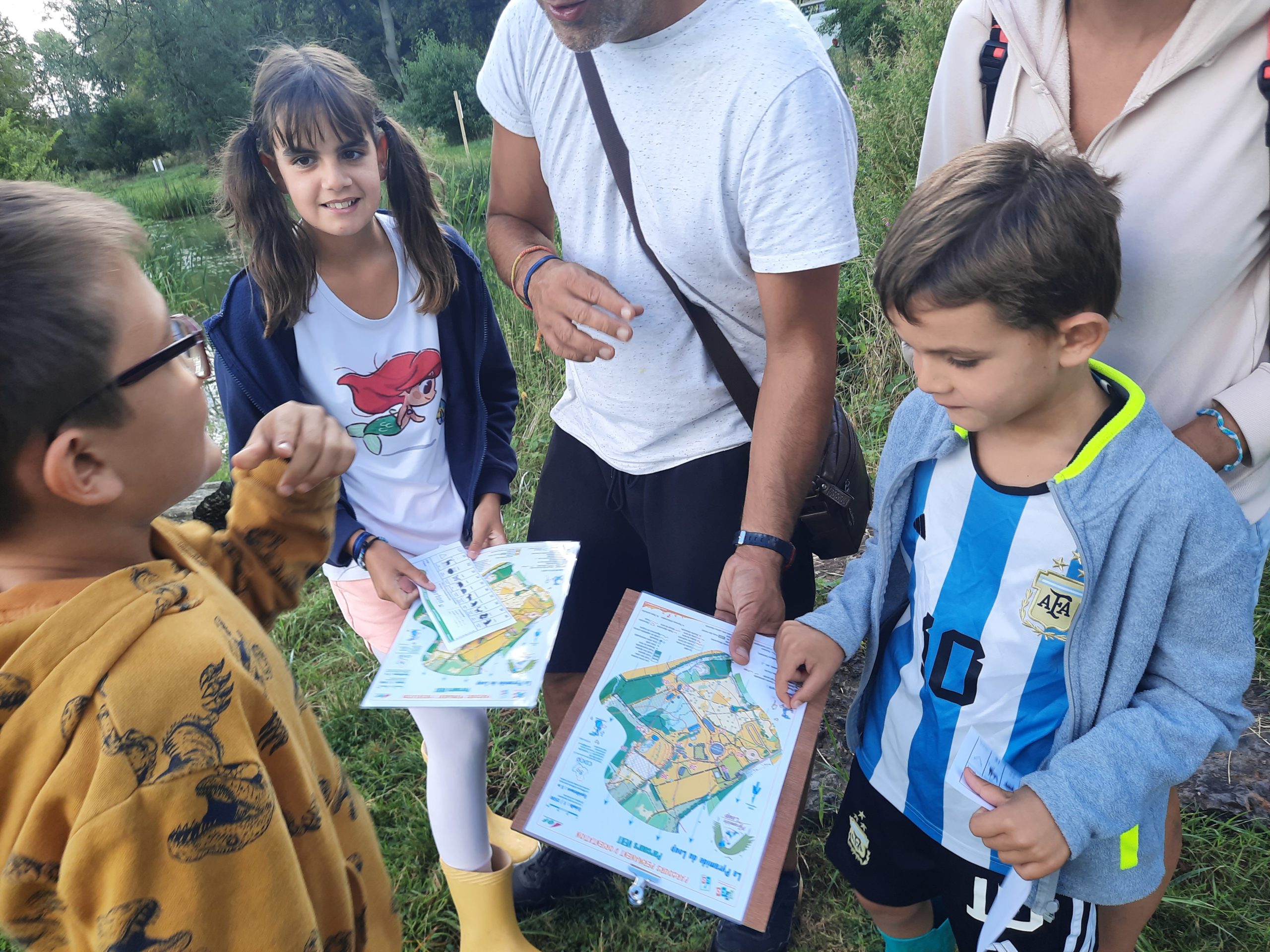 Course d'orientation à la Pyramide du Loup