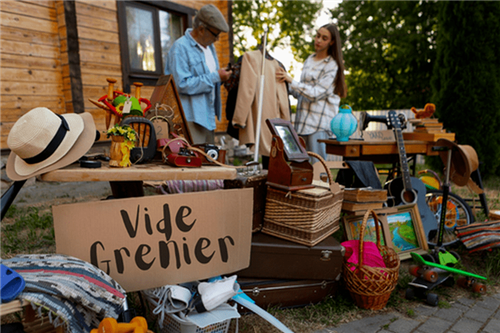Grand vide grenier à Autoreille