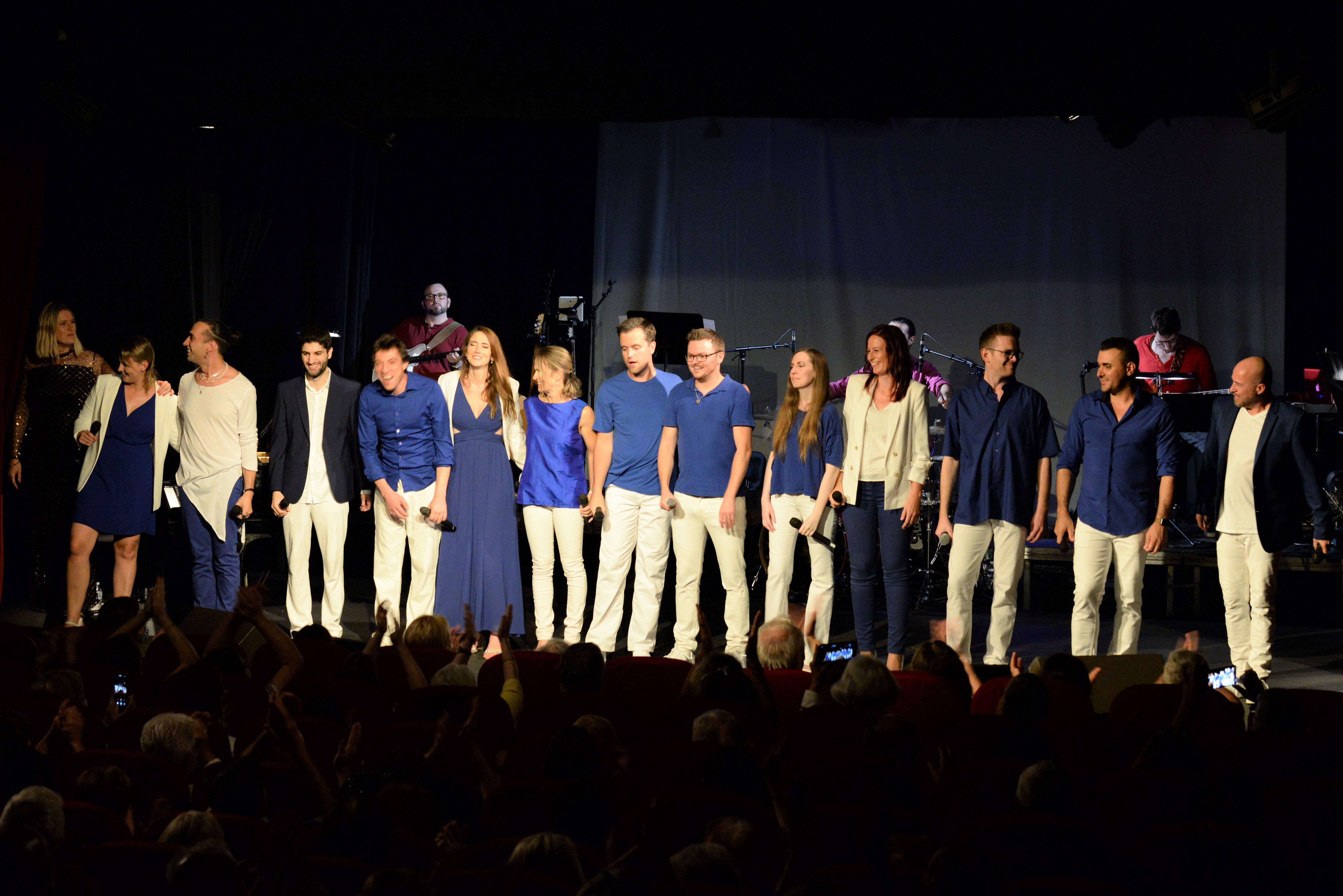Concert de variétés "Des chansons plein la tête", Decize - photo 2