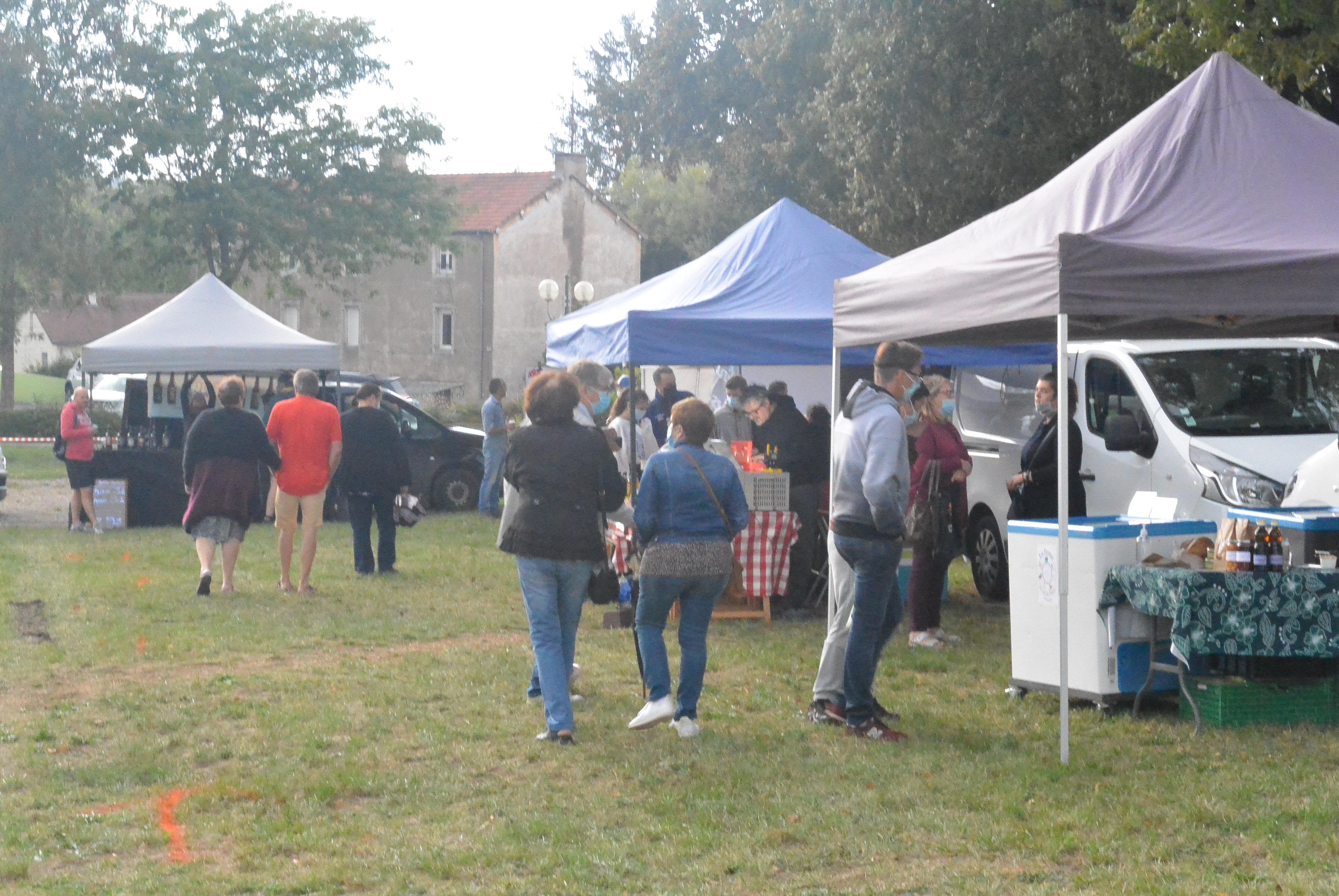 marche_feux-saint_jean_marcilly_comite