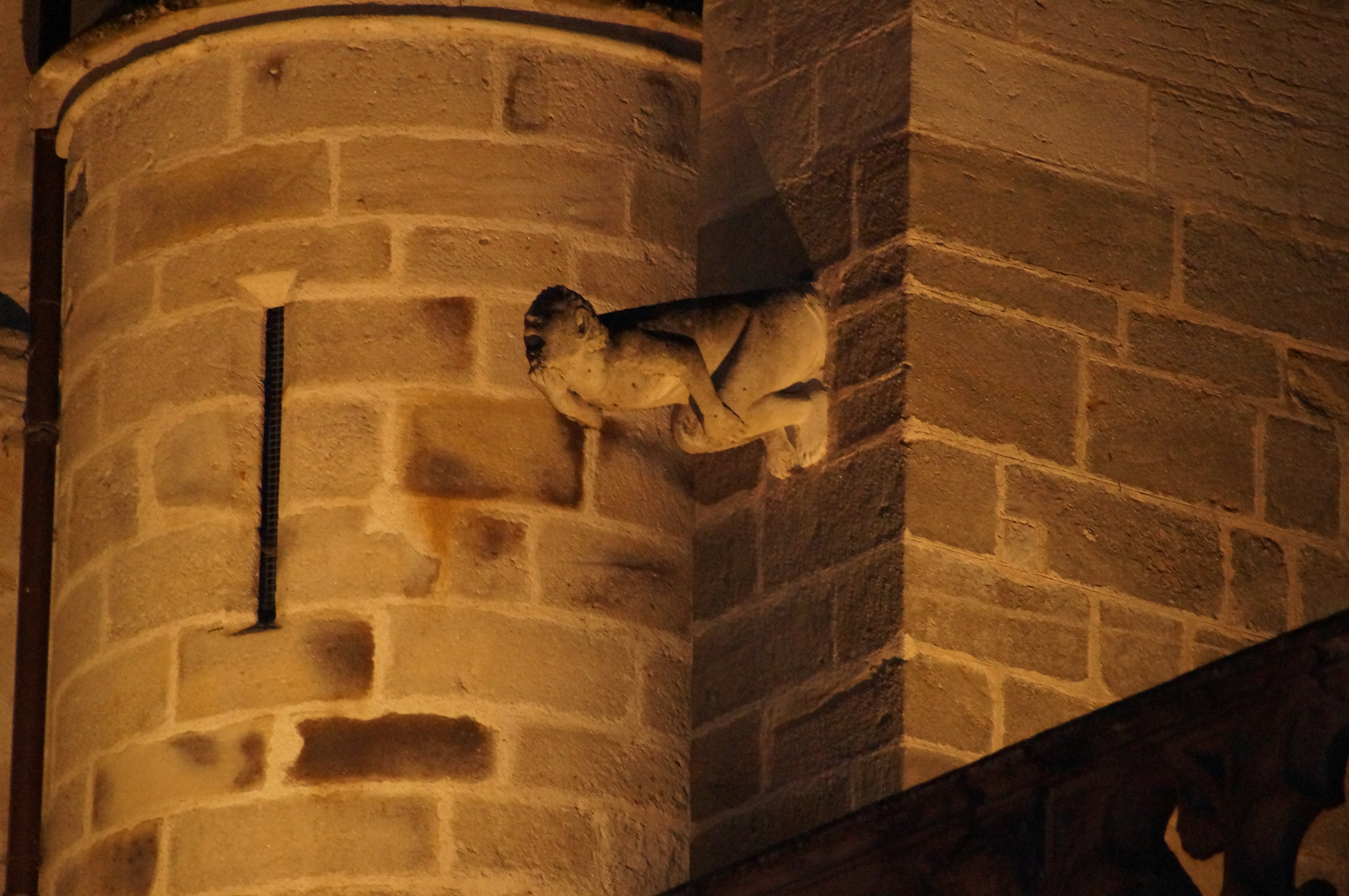 Visite guidée nocturne 'Les visiteurs du soir, Autun Morvan Tourisme