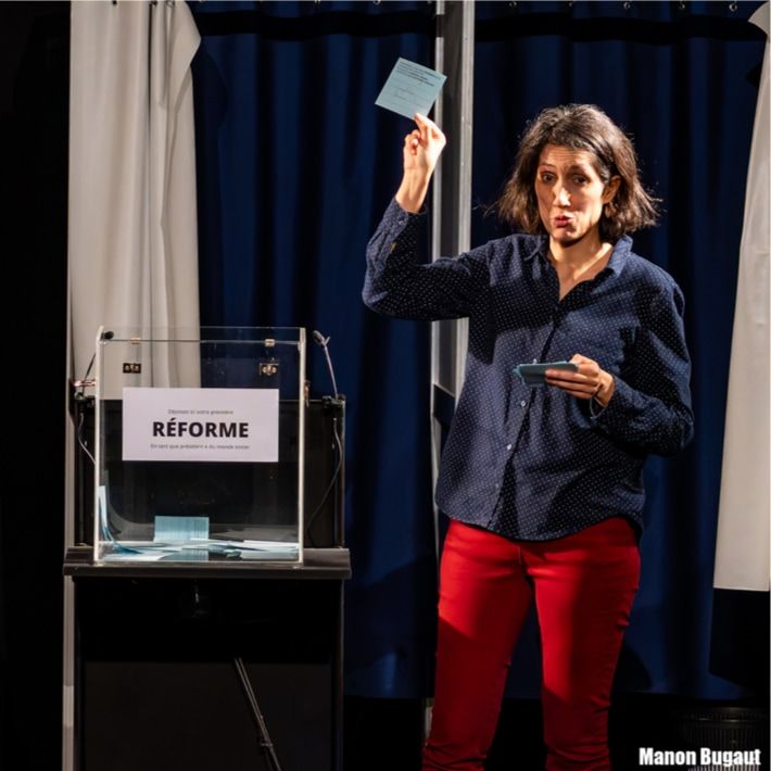 Democratie2_710x710
