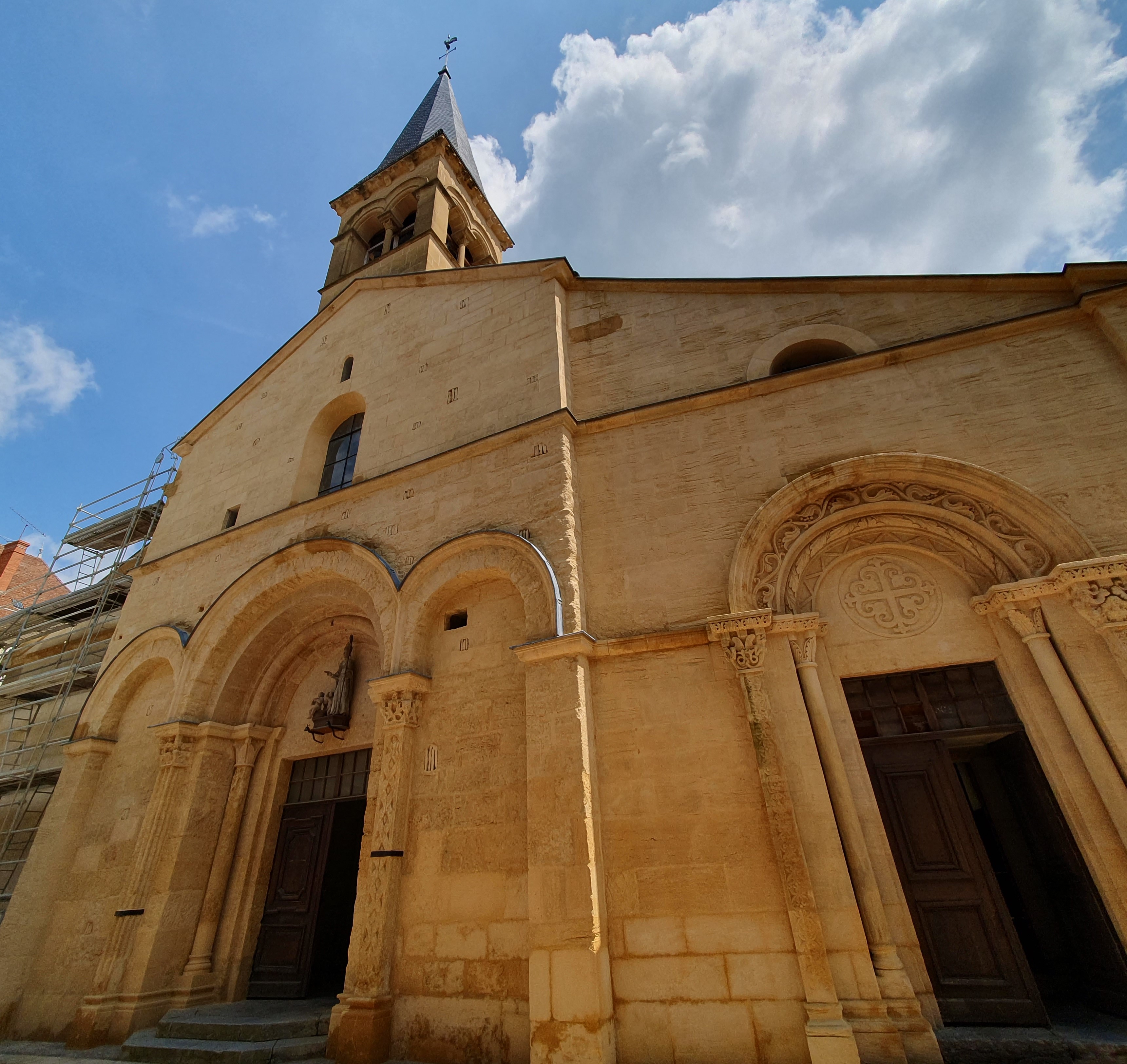 EGLISE ST NICOLAS - en cours de rénovation