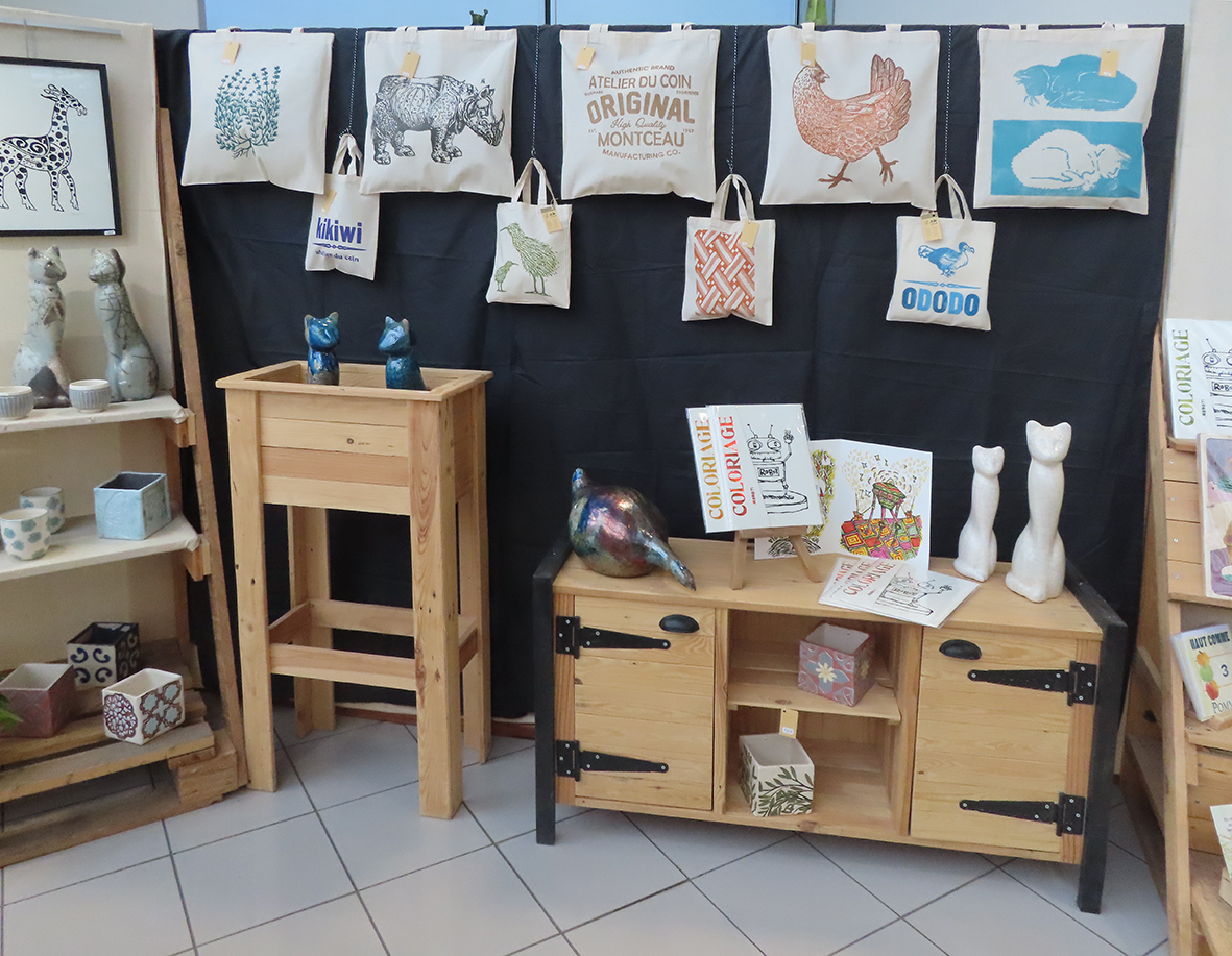 Céramiques - Sacs imprimés - Coloriages - Meubles