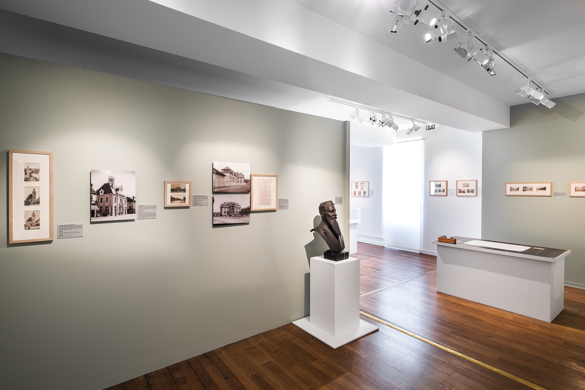 Exposition temporaire Instant'Années de Nuits