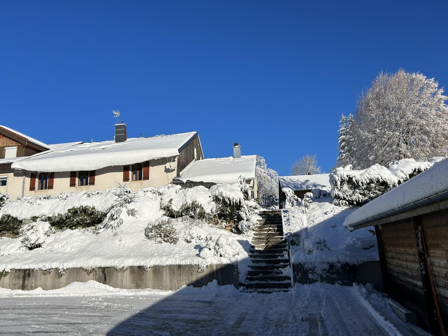 "Chez la Marie-Louise"