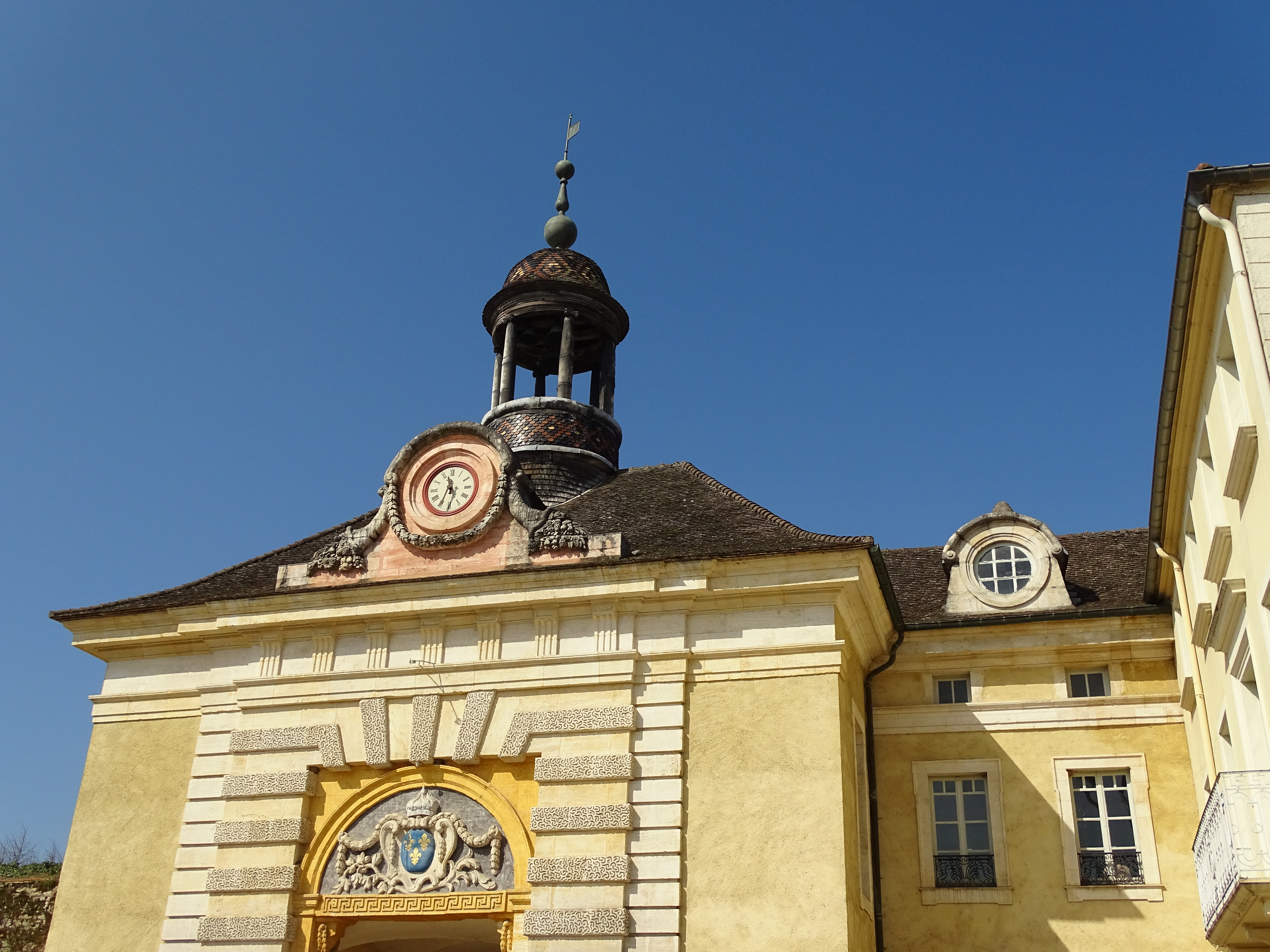 Porte de l'horloge