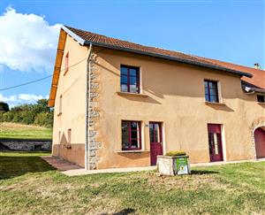 Gîte Les Grillardes, dans un hameau proche Vesoul