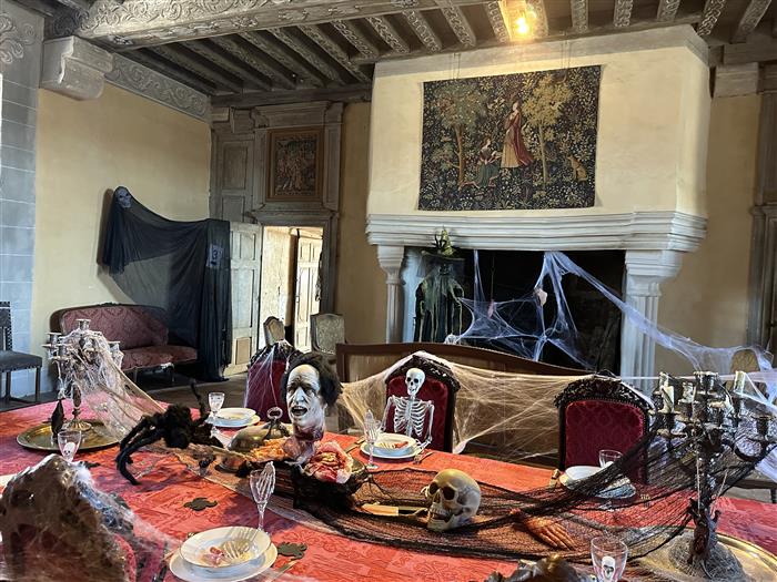 Enquête du banquet des fantômes &#8211; Chasse au trésor