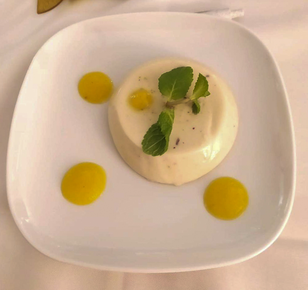 Hotel-restaurant-la-croix-blanche-villiers-saint-benoit-puisaye (1)