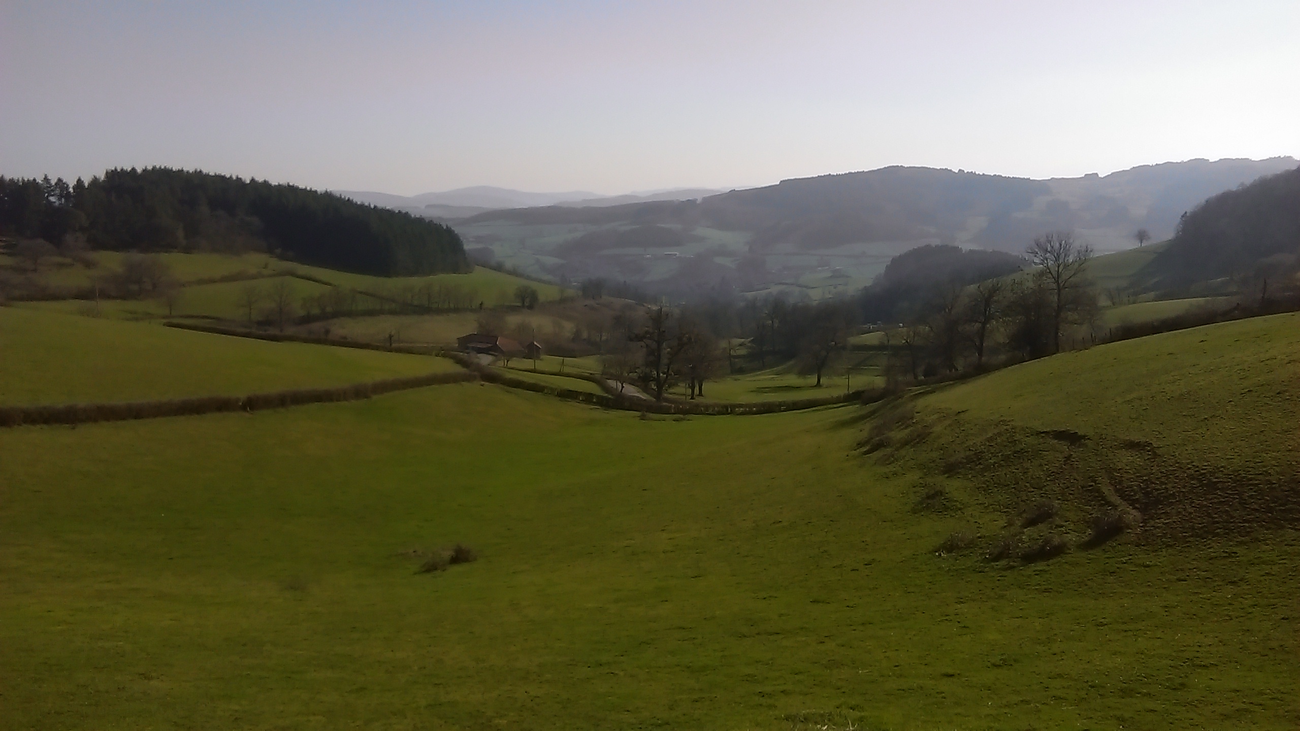 De beaux paysages du haut Clunisois