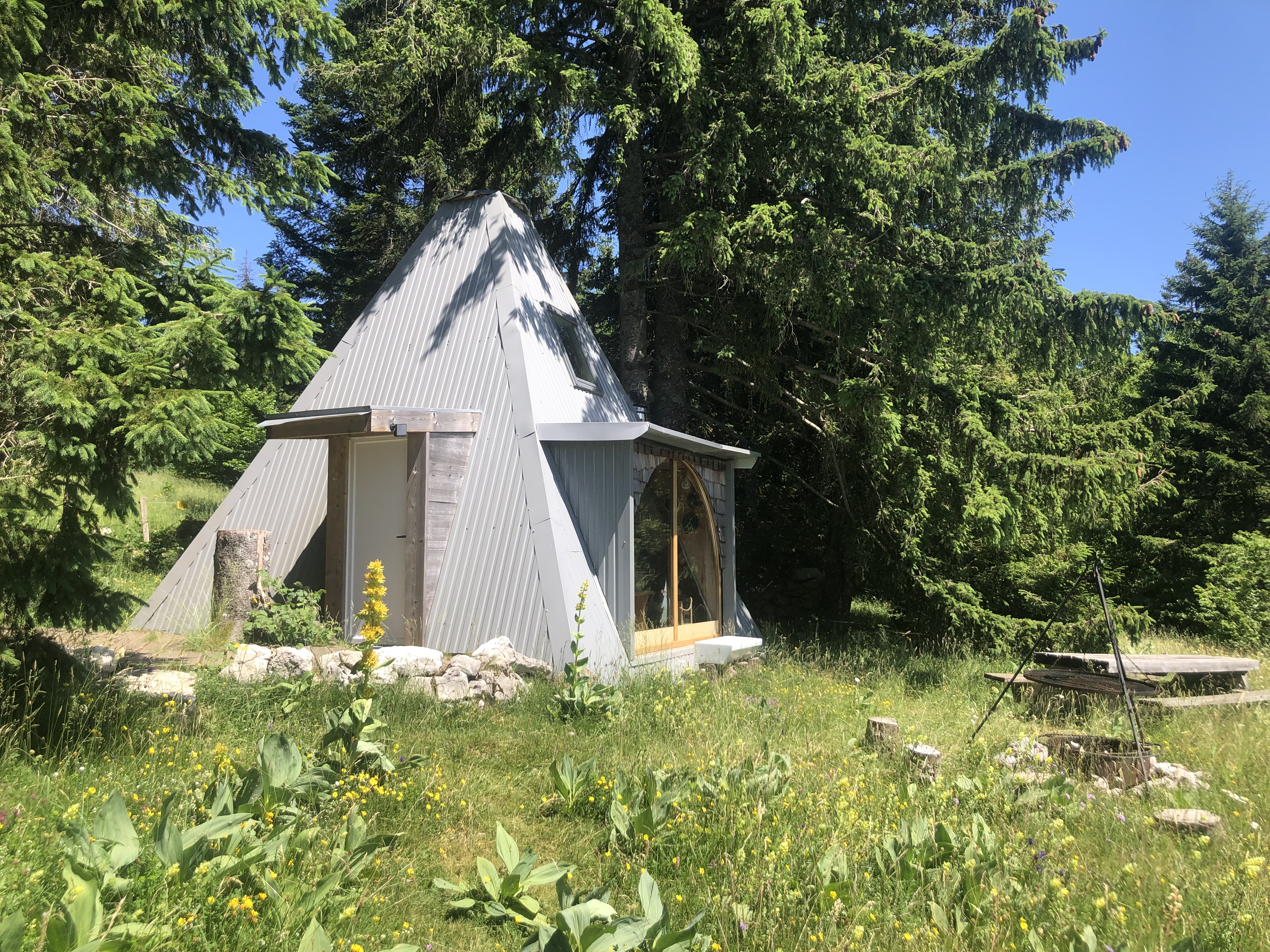 Hutte en bois de la Champagne