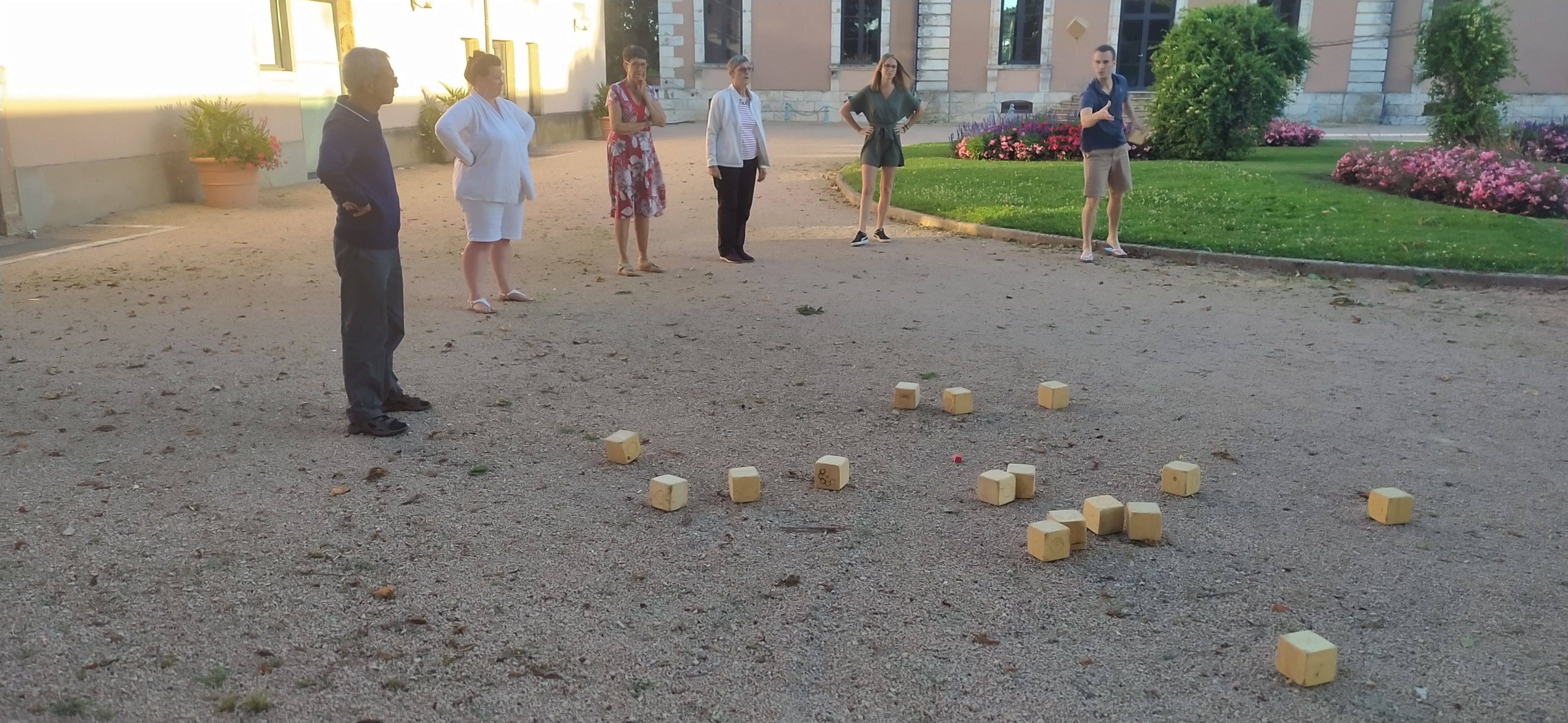 Allez on joue Boules carrées