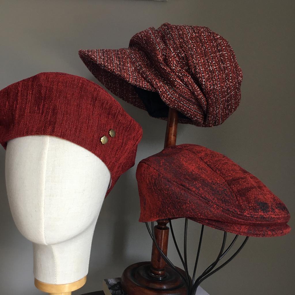 Chapeaux