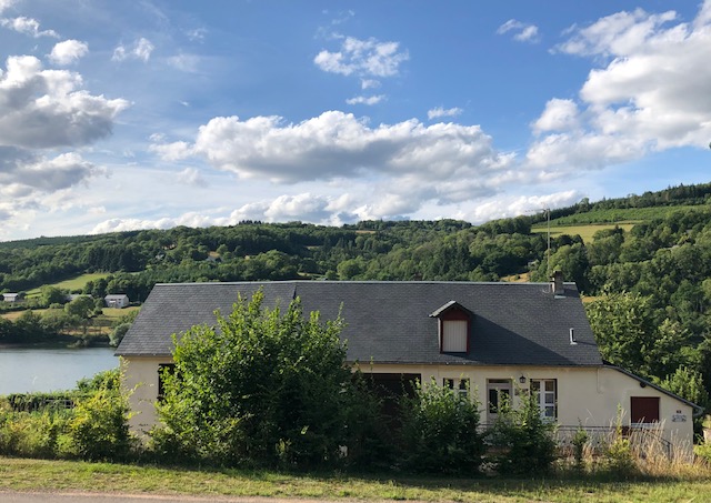 Chez la Geneviève