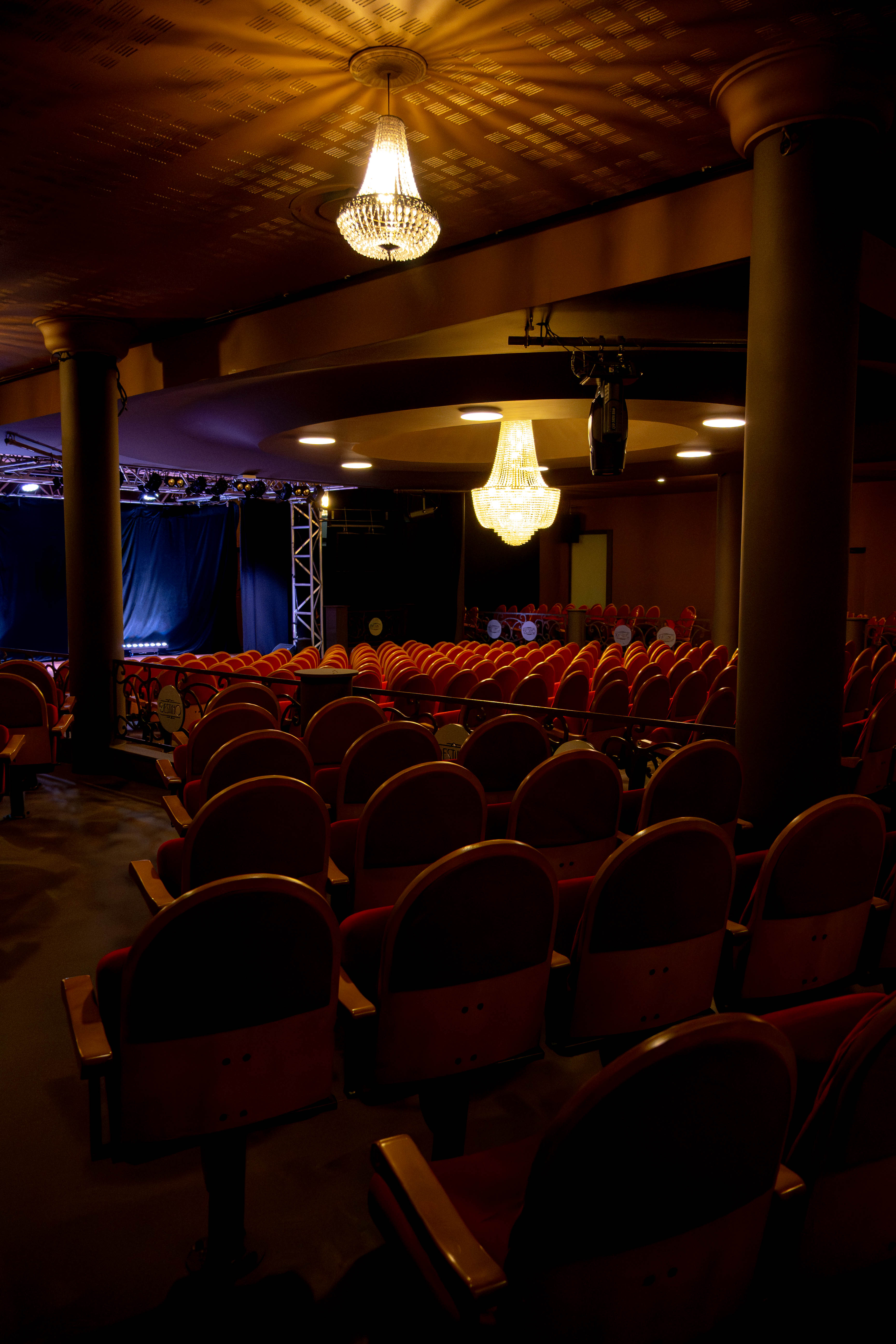 PV et son spectacle "tellement Vrai" au Destino