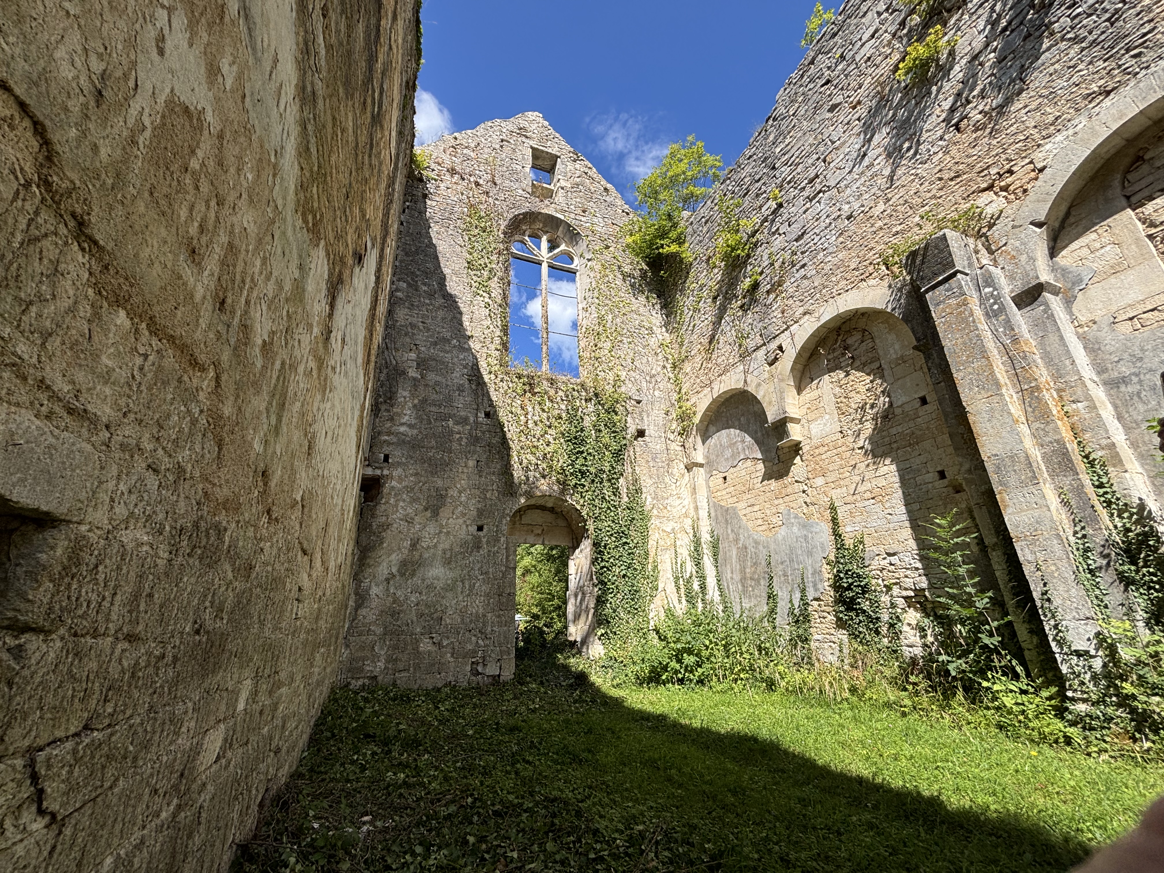 Abbaye Sainte-Marguerite, Bouilland - photo 5