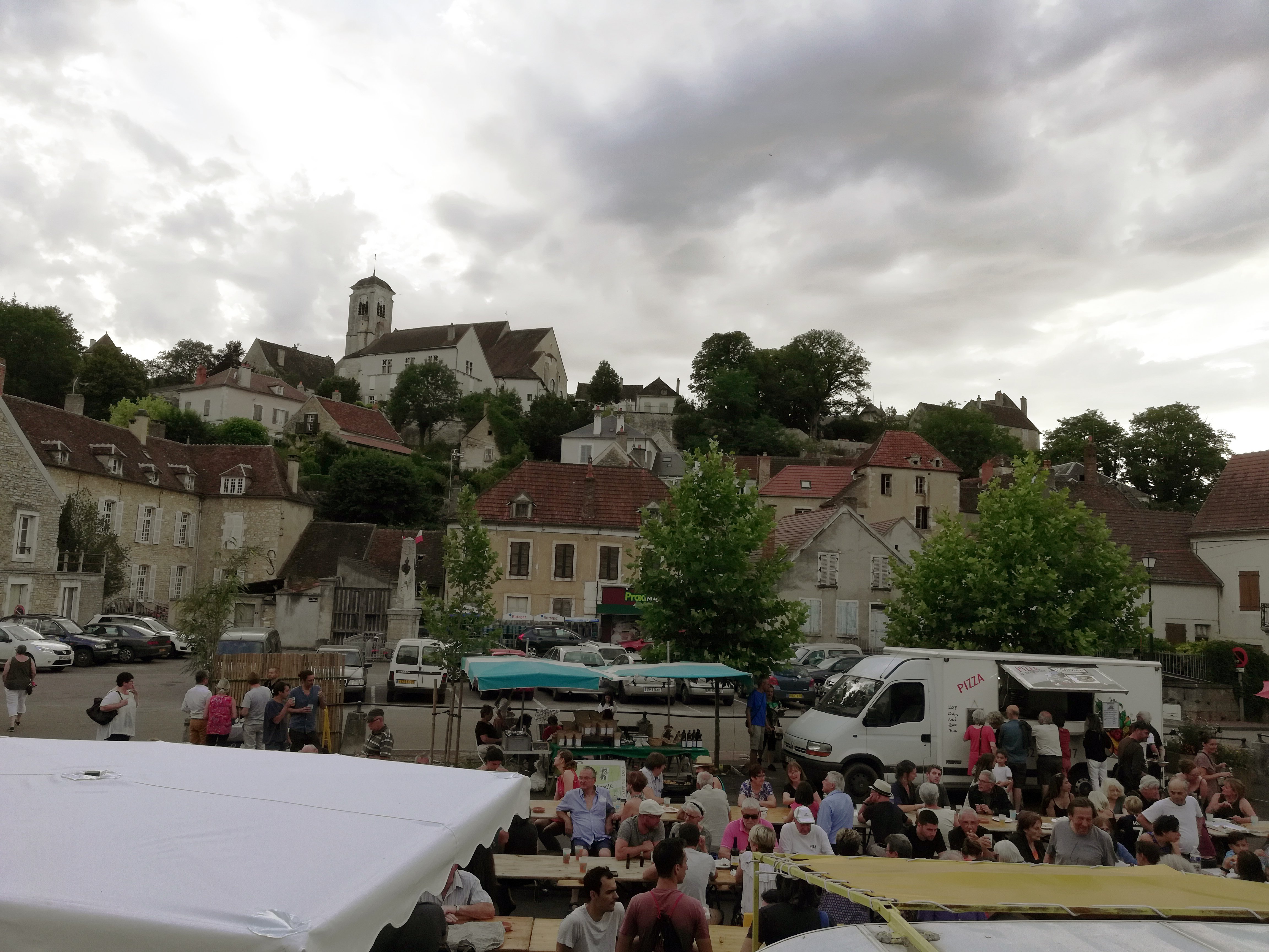 MUSIMARCHÉ, MARCHÉ GOURMAND ET NOCTURNE 
