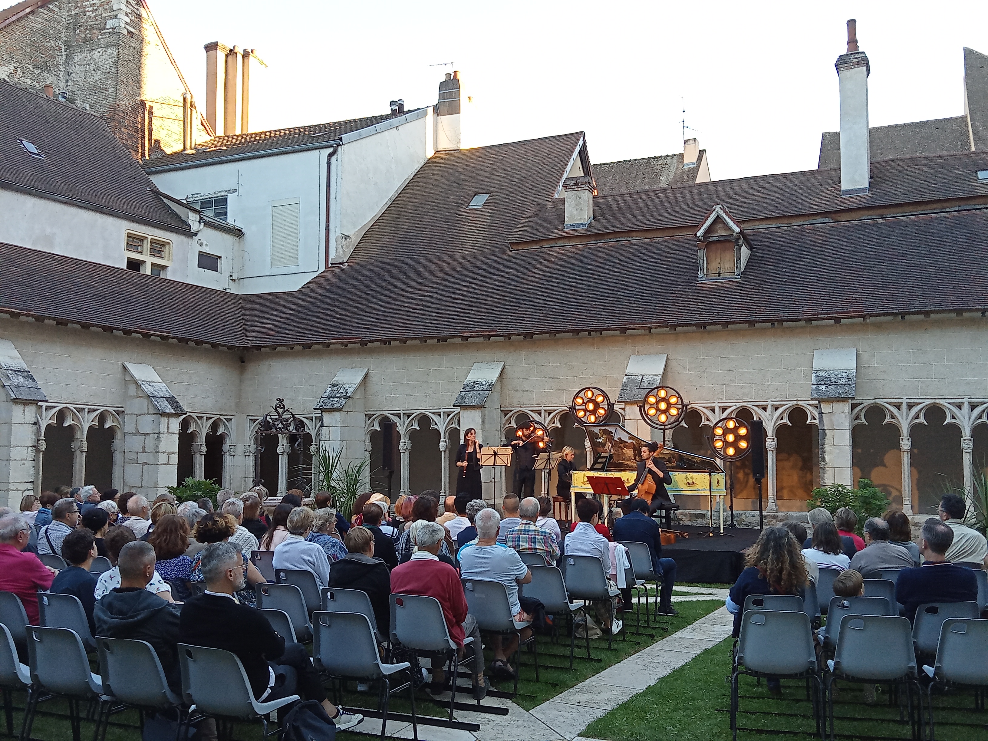 Saison du Cloitre Saint-Vincent