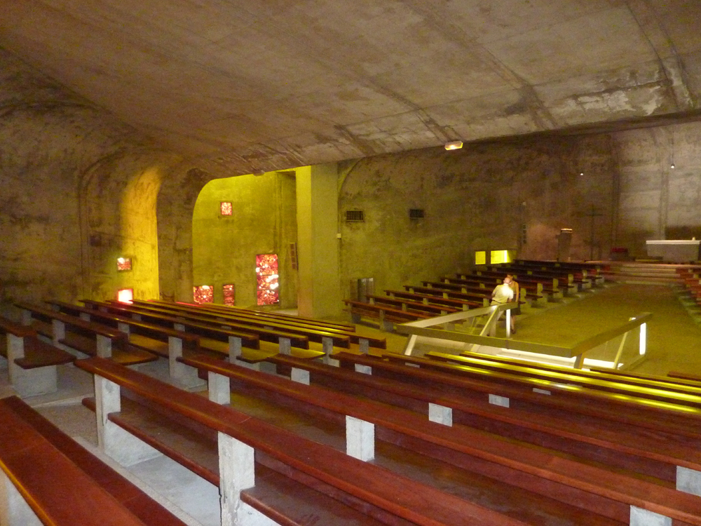 Eglise Sainte Bernadette du Banlay, Nevers
