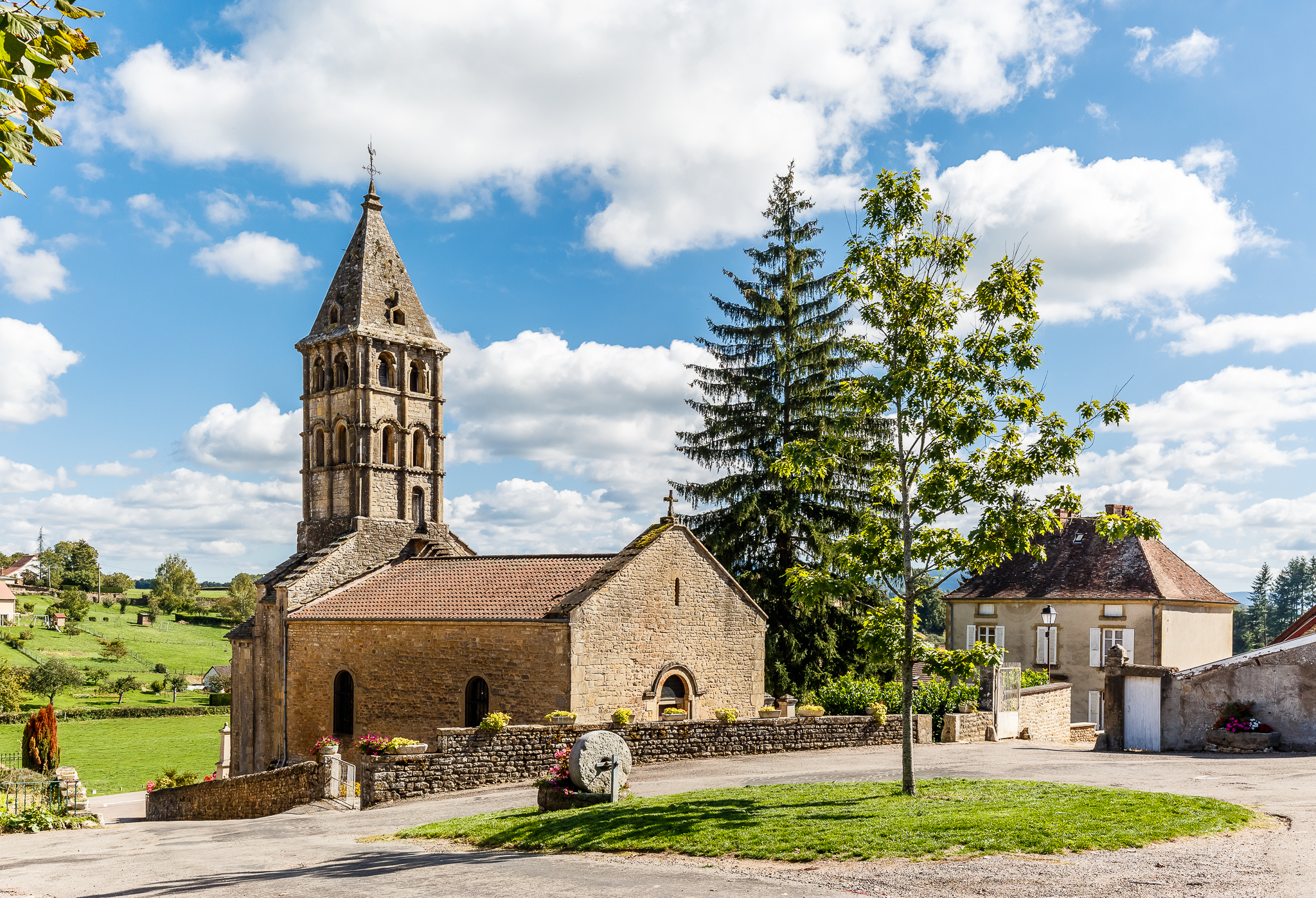 Vareilles Eglise