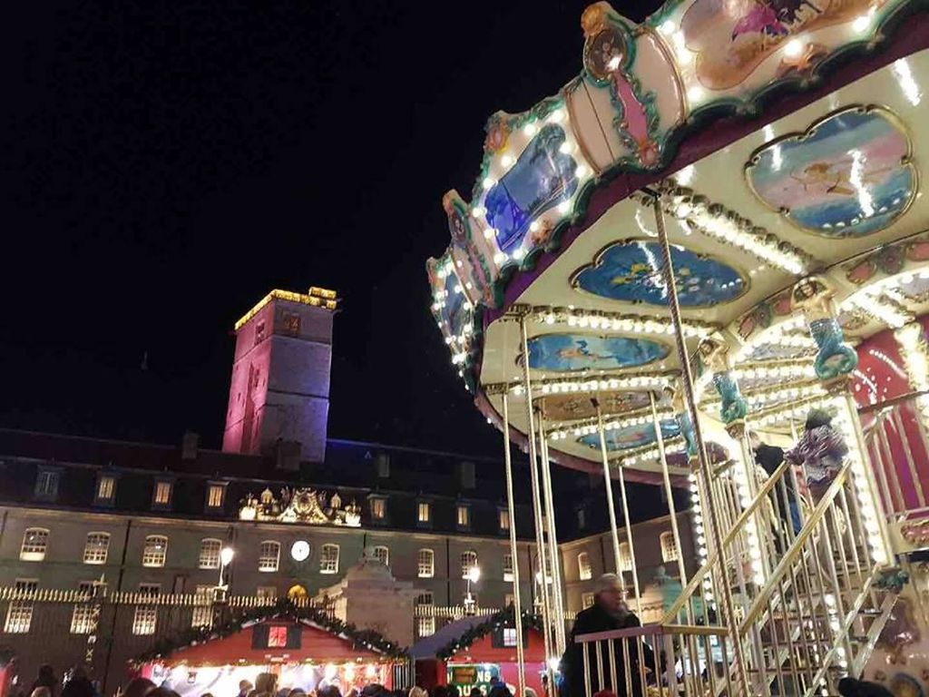 Les-Nocturnes-de-Noel-a-la-lanterne