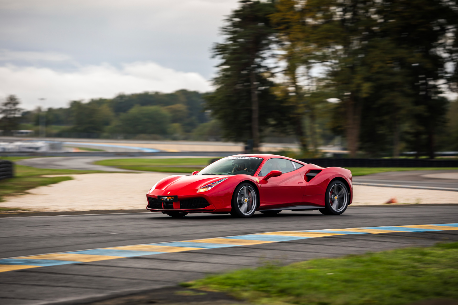Stage de pilotage Ferrari avec Motorsport Academy