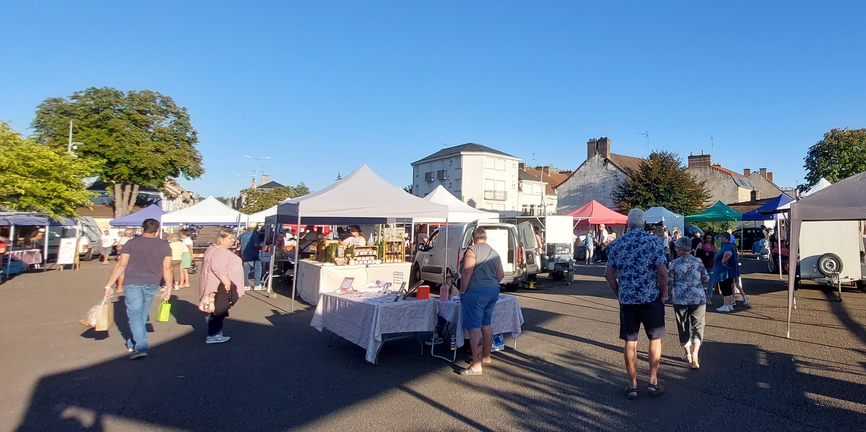 Marché des saveurs  - Imphy