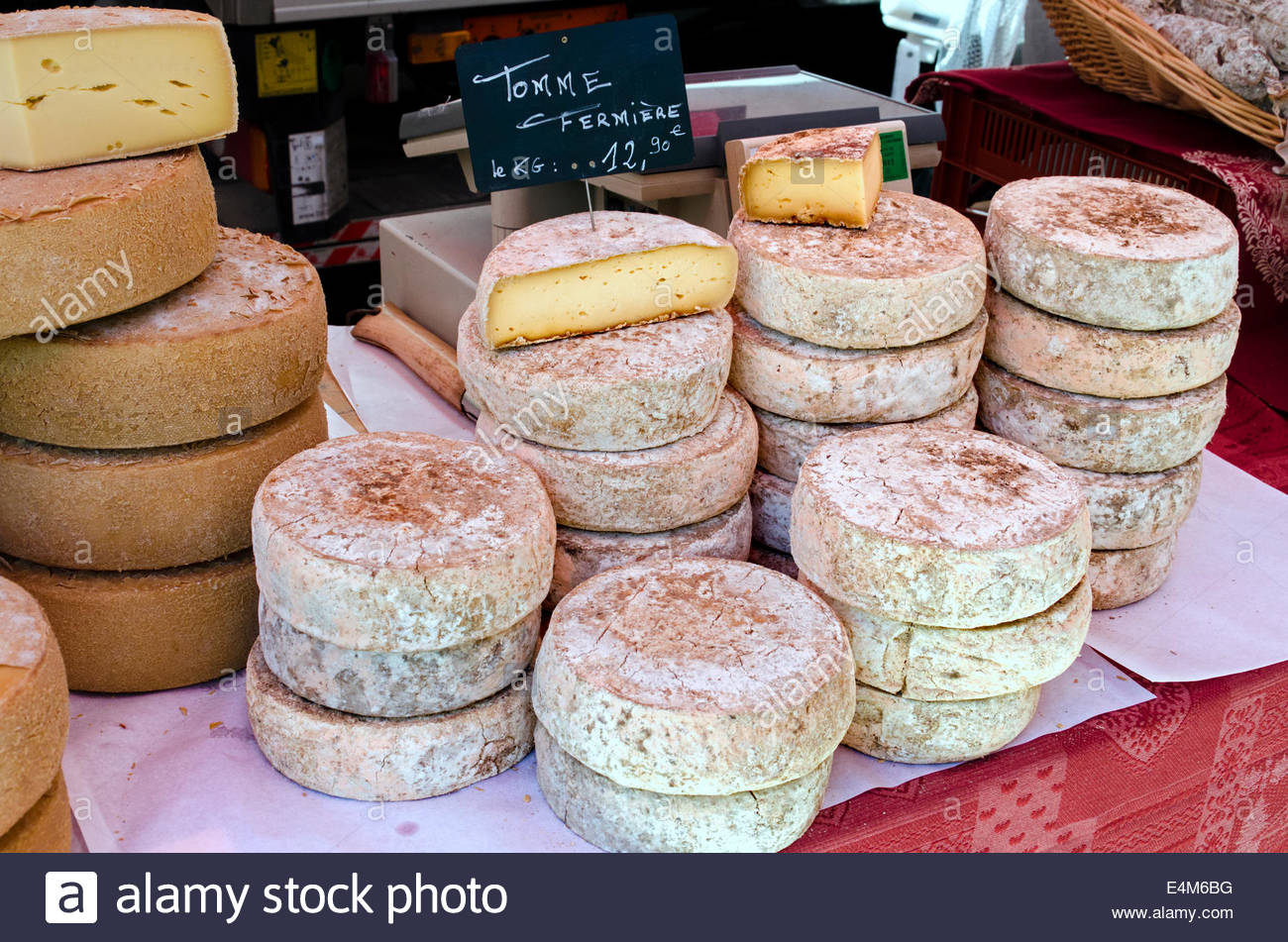 Stand marché fromages