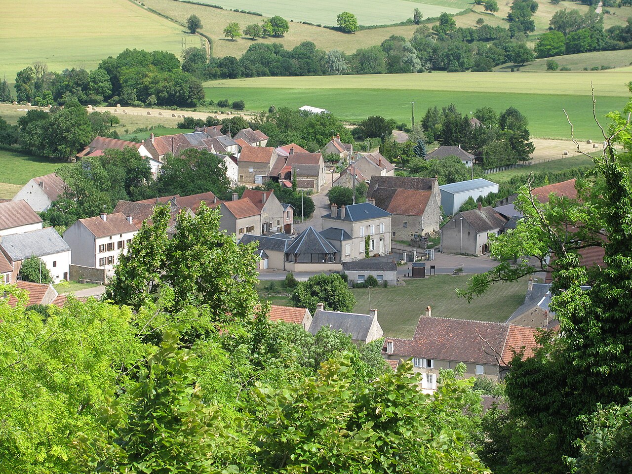 Metz-le-Comte_01