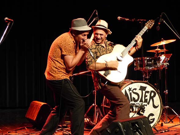 Concert Mister Hole