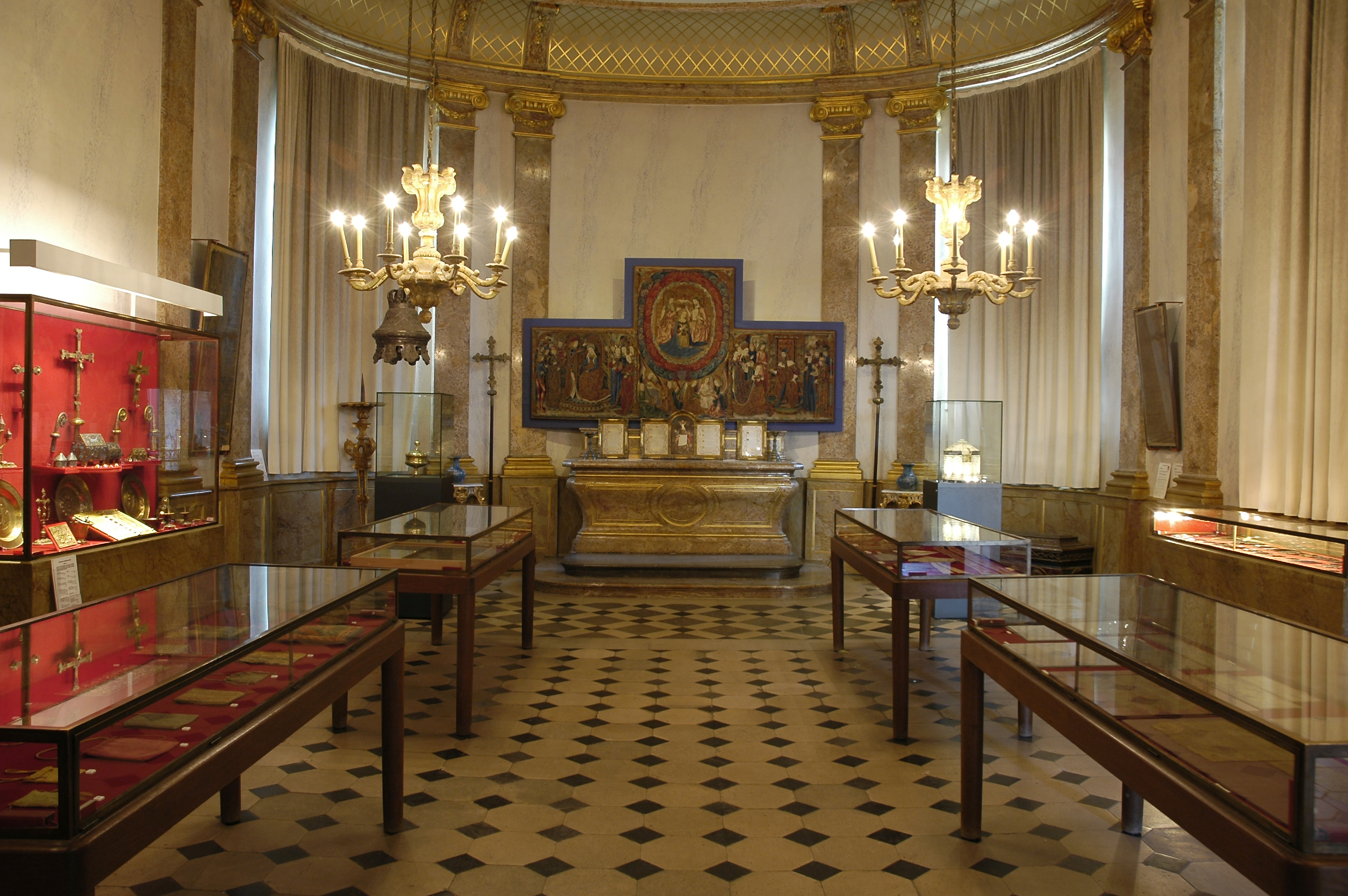 Musées_de_Sens_Trésor_de_la_cathédrale
