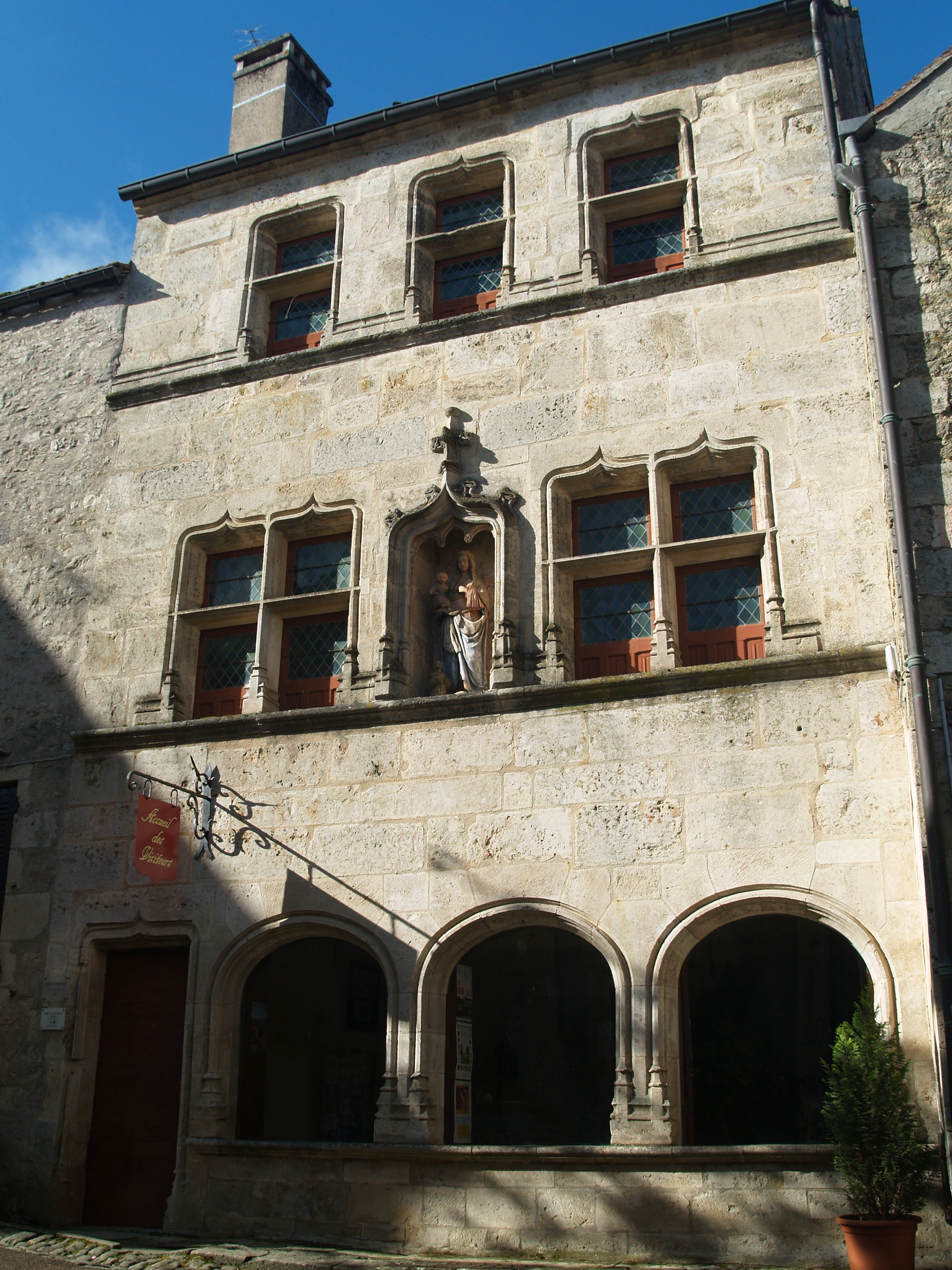 Point I - Société des Amis de la Cité de Flavigny - Accueil des visiteurs