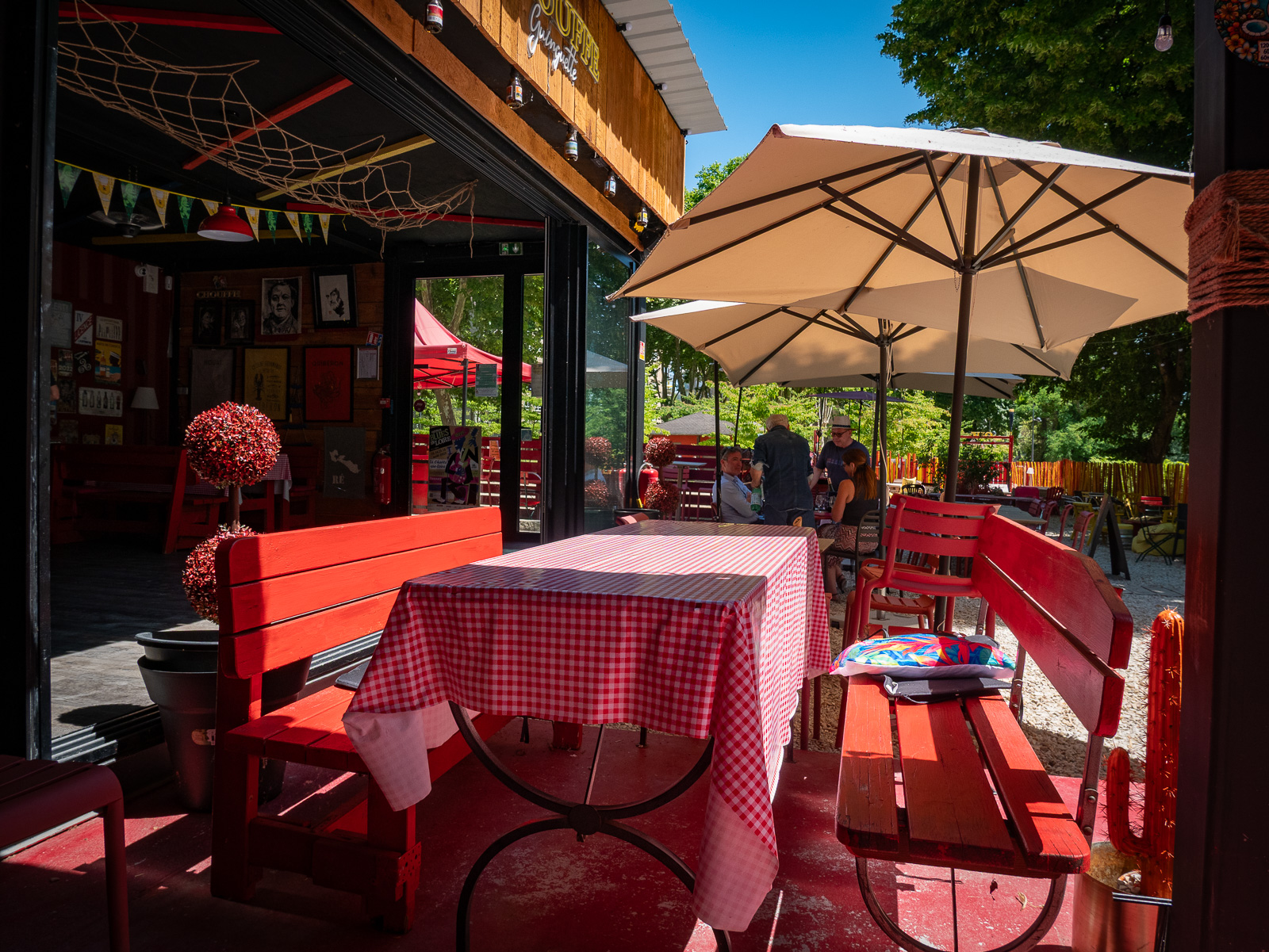 Guinguette on Loire, Nevers - photo 3