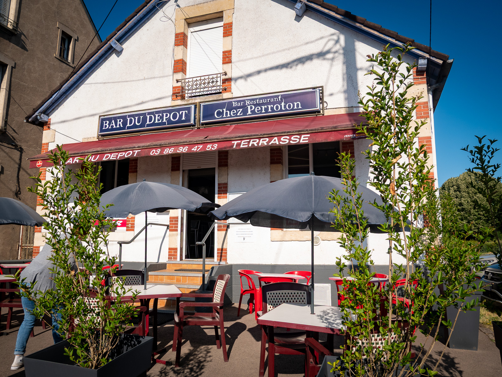 Le Dépôt