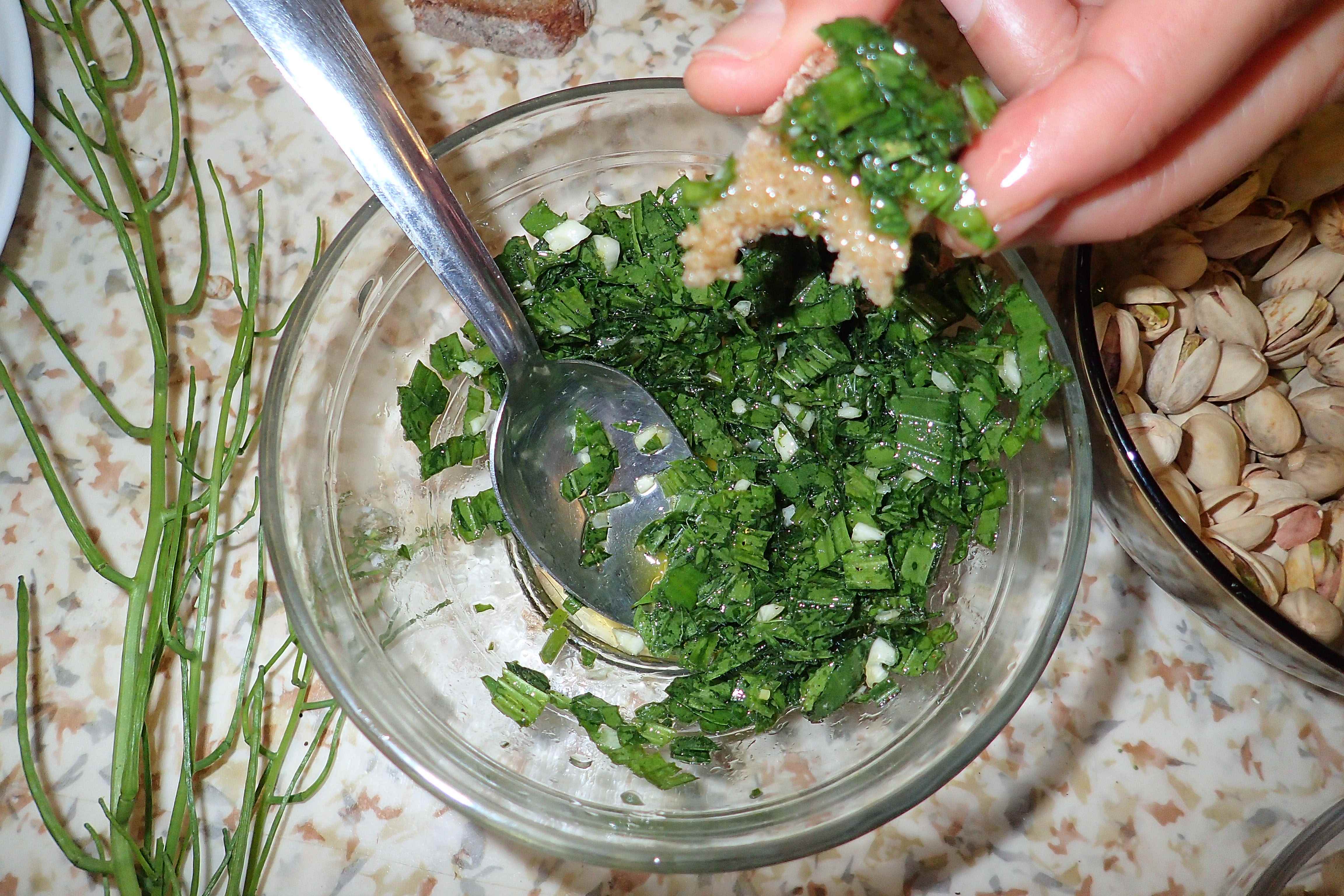 Pesto de plantes sauvages