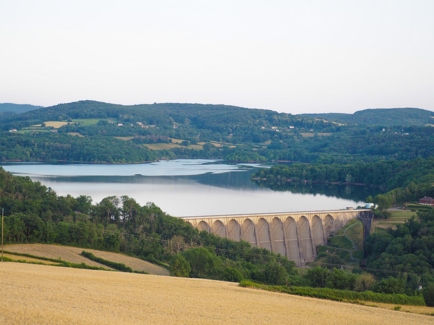 Lac de Pannecière