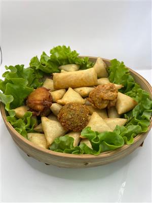 Food-truck Chicken family food