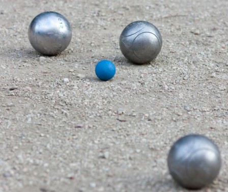 Concours de pétanque