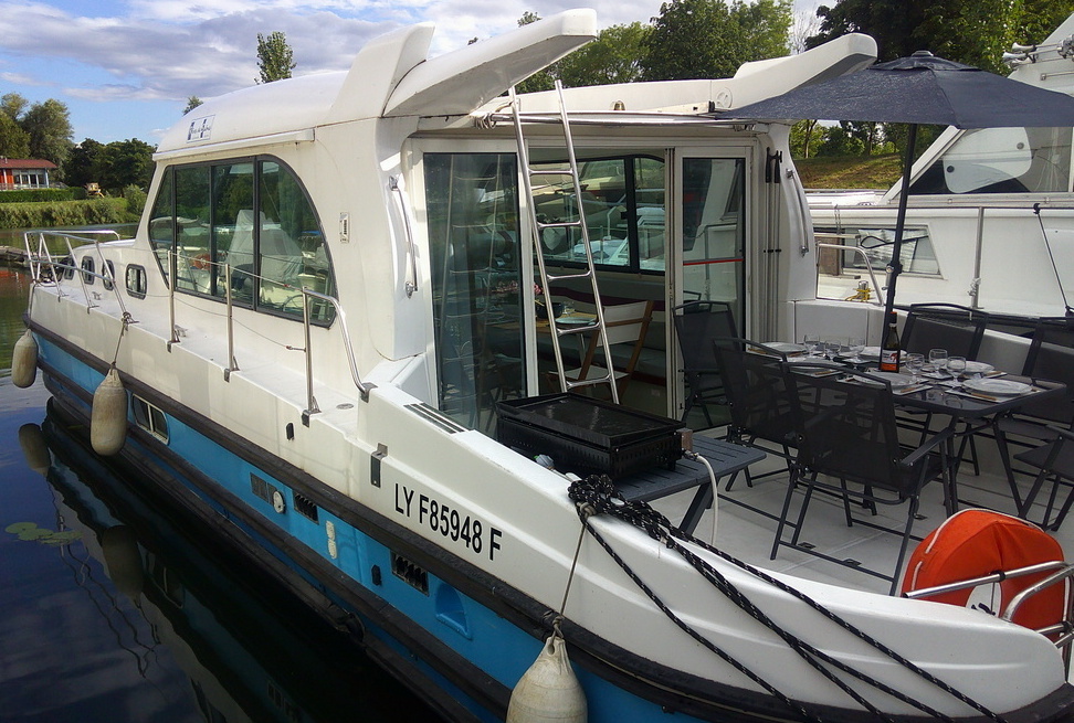 Rêves de Saône Location de bateaux avec ou SANS permis