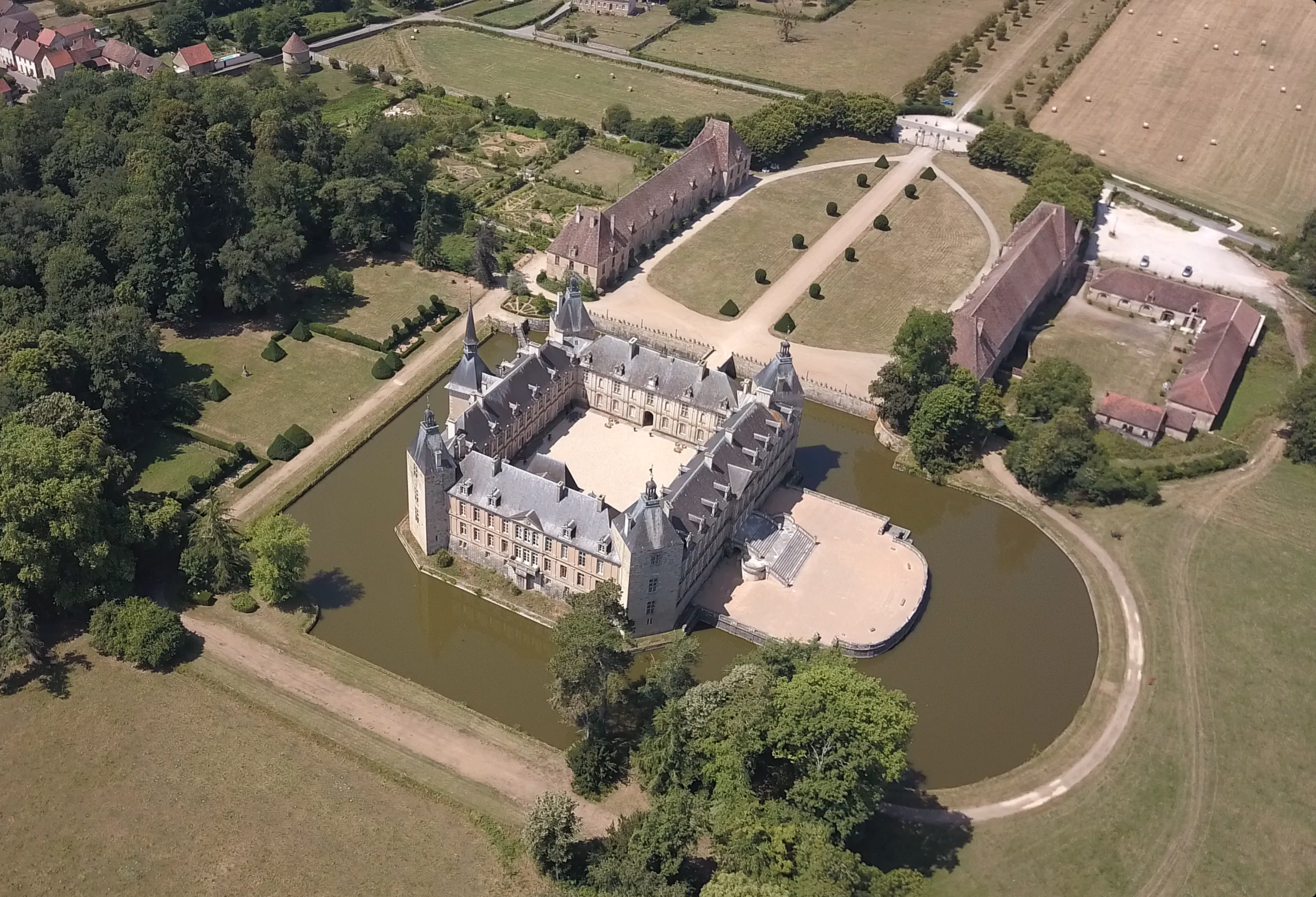 Château de Sully