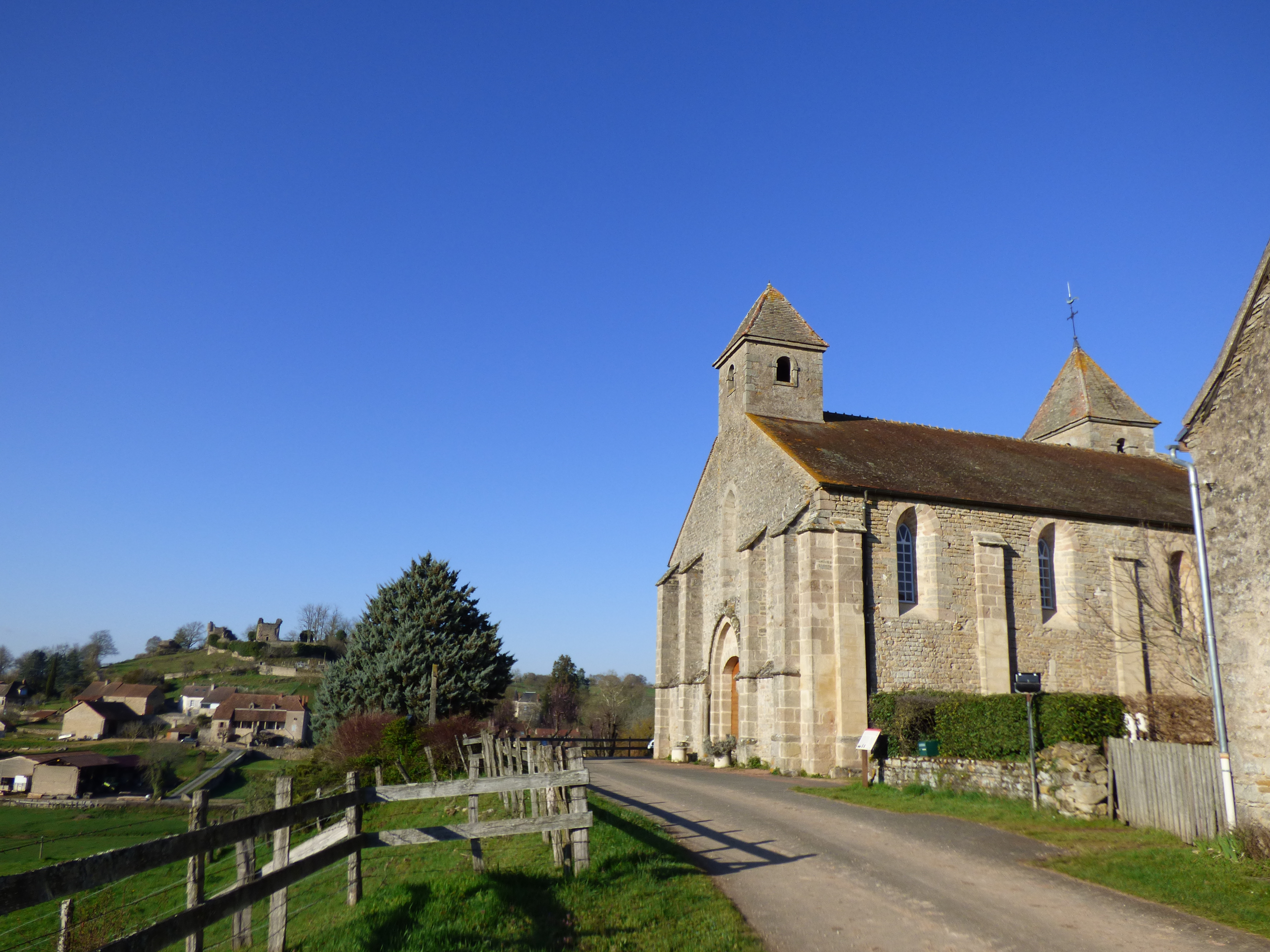Sigy-le-Châtel_Eglise (15)
