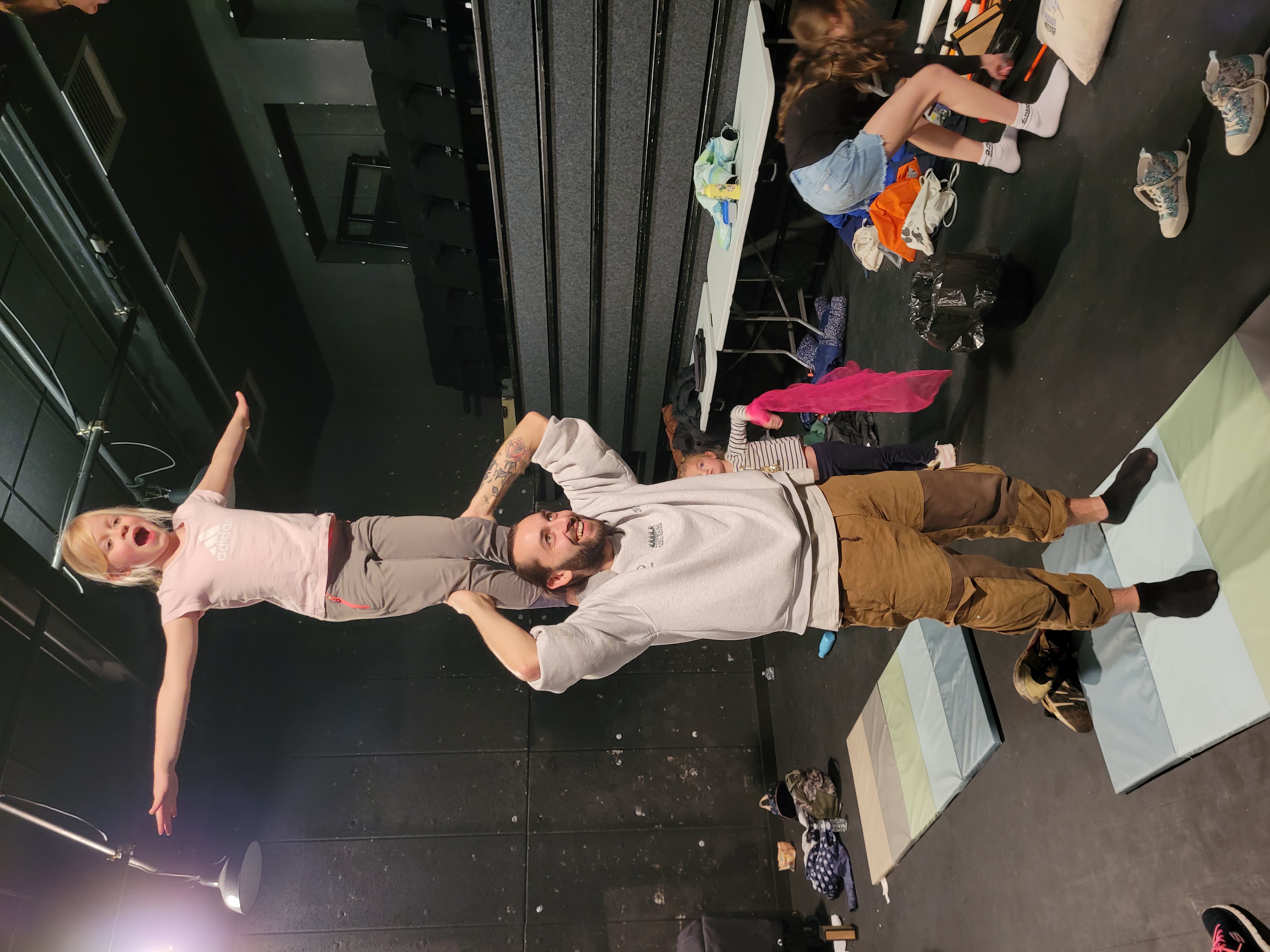 Stage cirque
