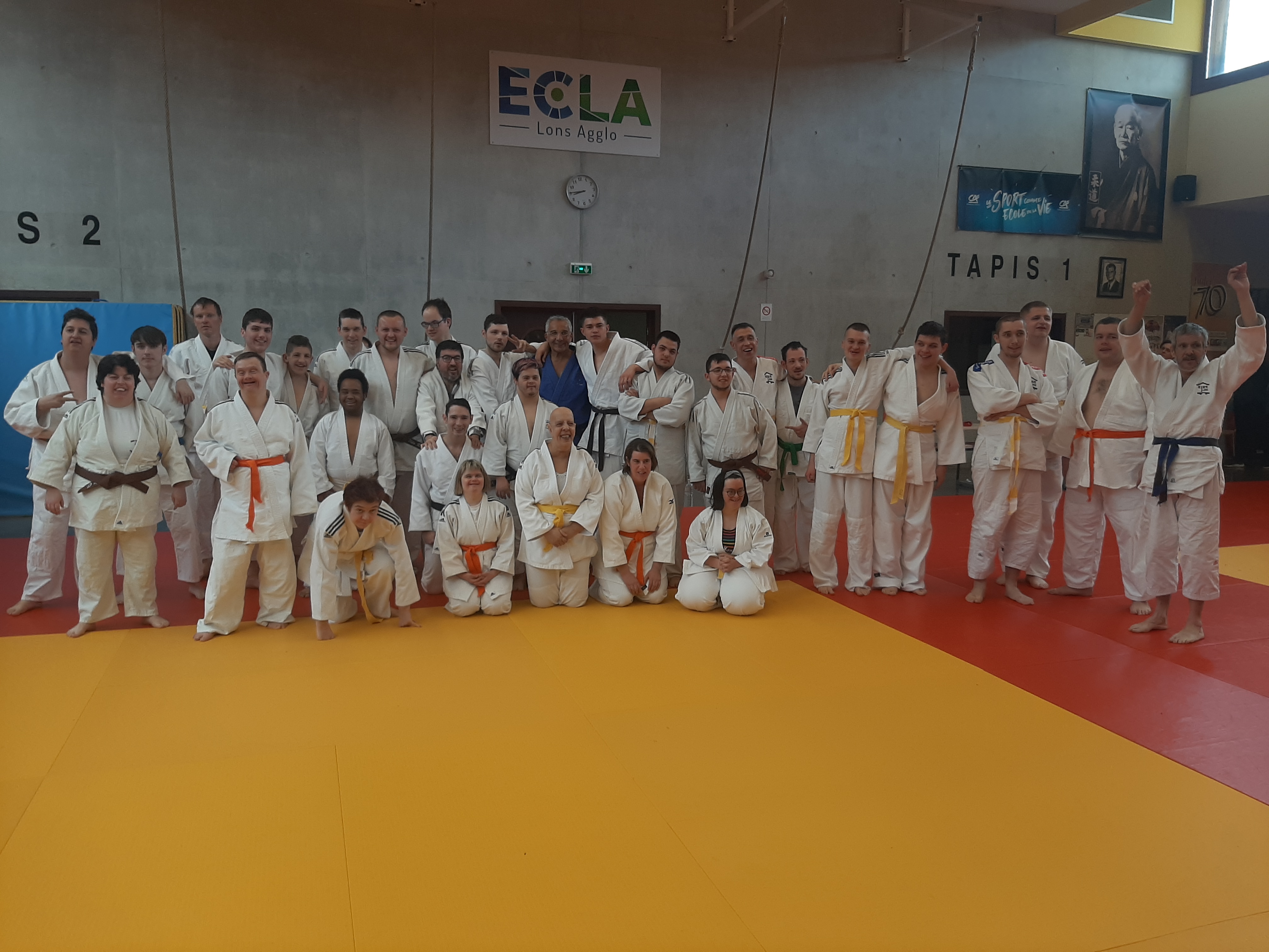 Le groupe des para Judo Adapté