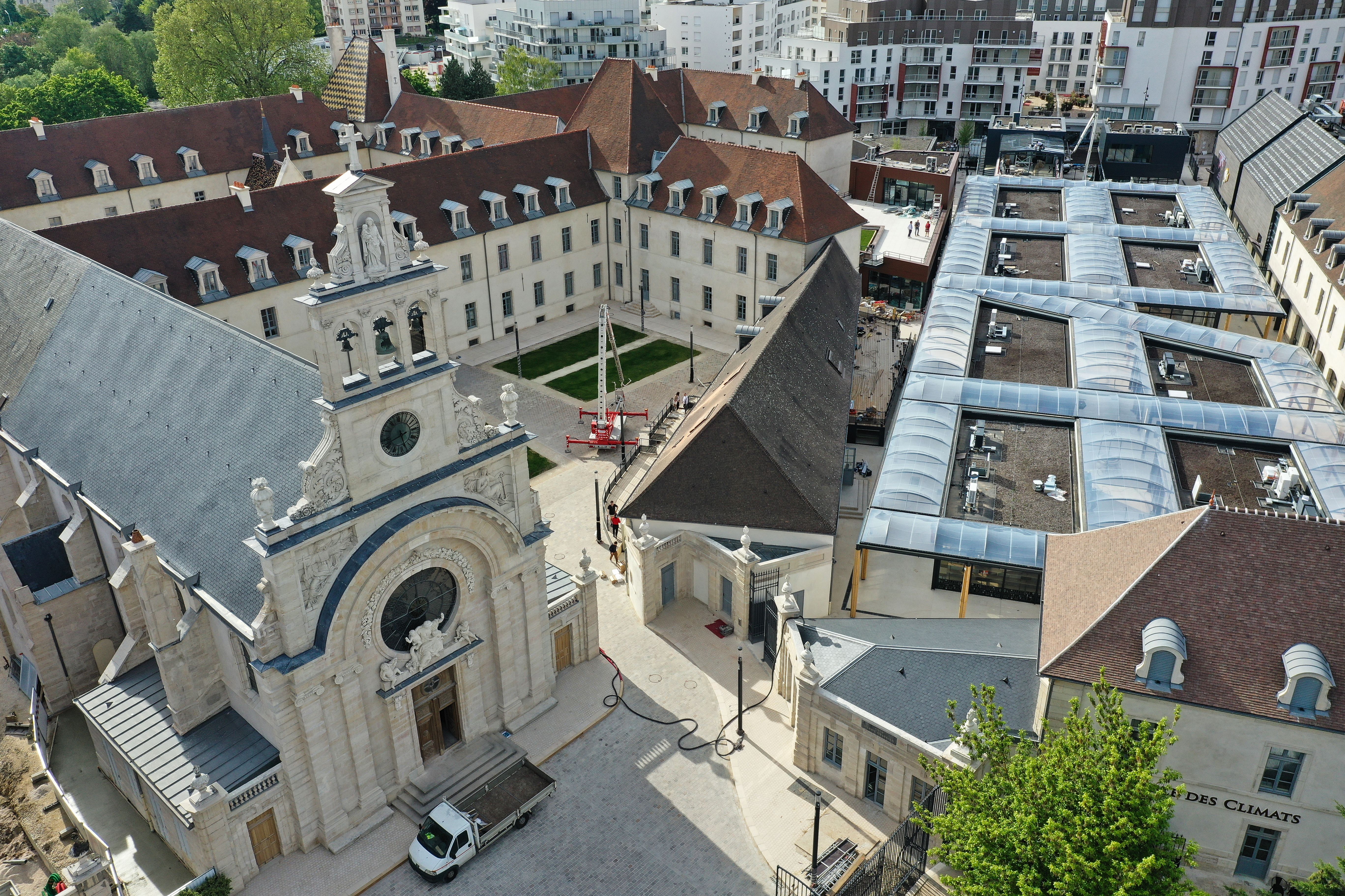 Cité internationale de la gastronomie et du vin