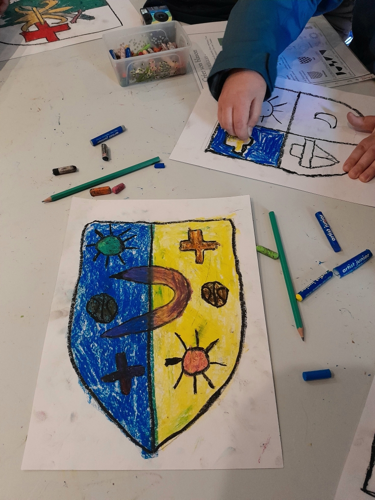 Atelier dessin : réalise ton blason !