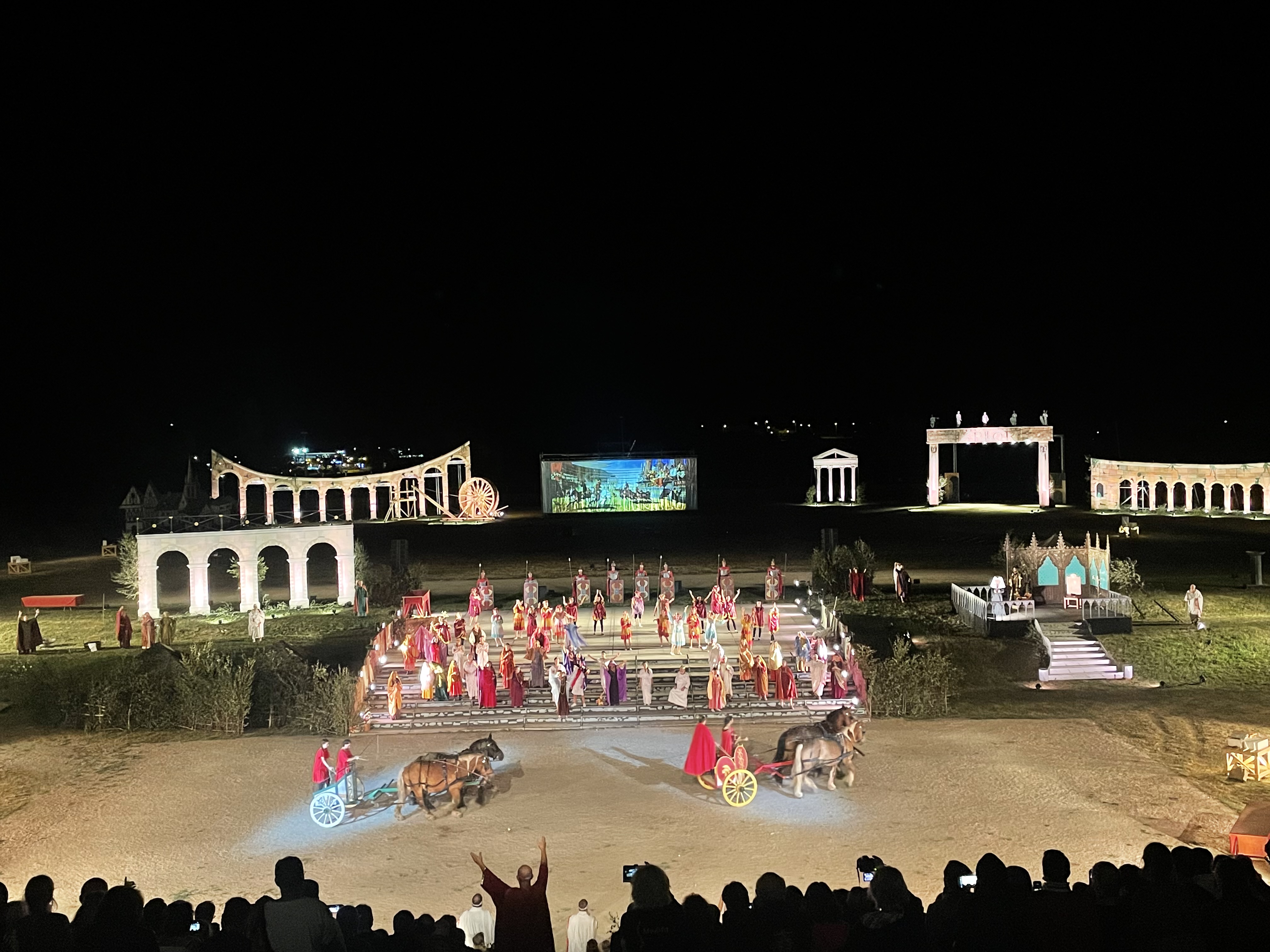 spectacle-historique-augustodunum-autun-visite-guidée